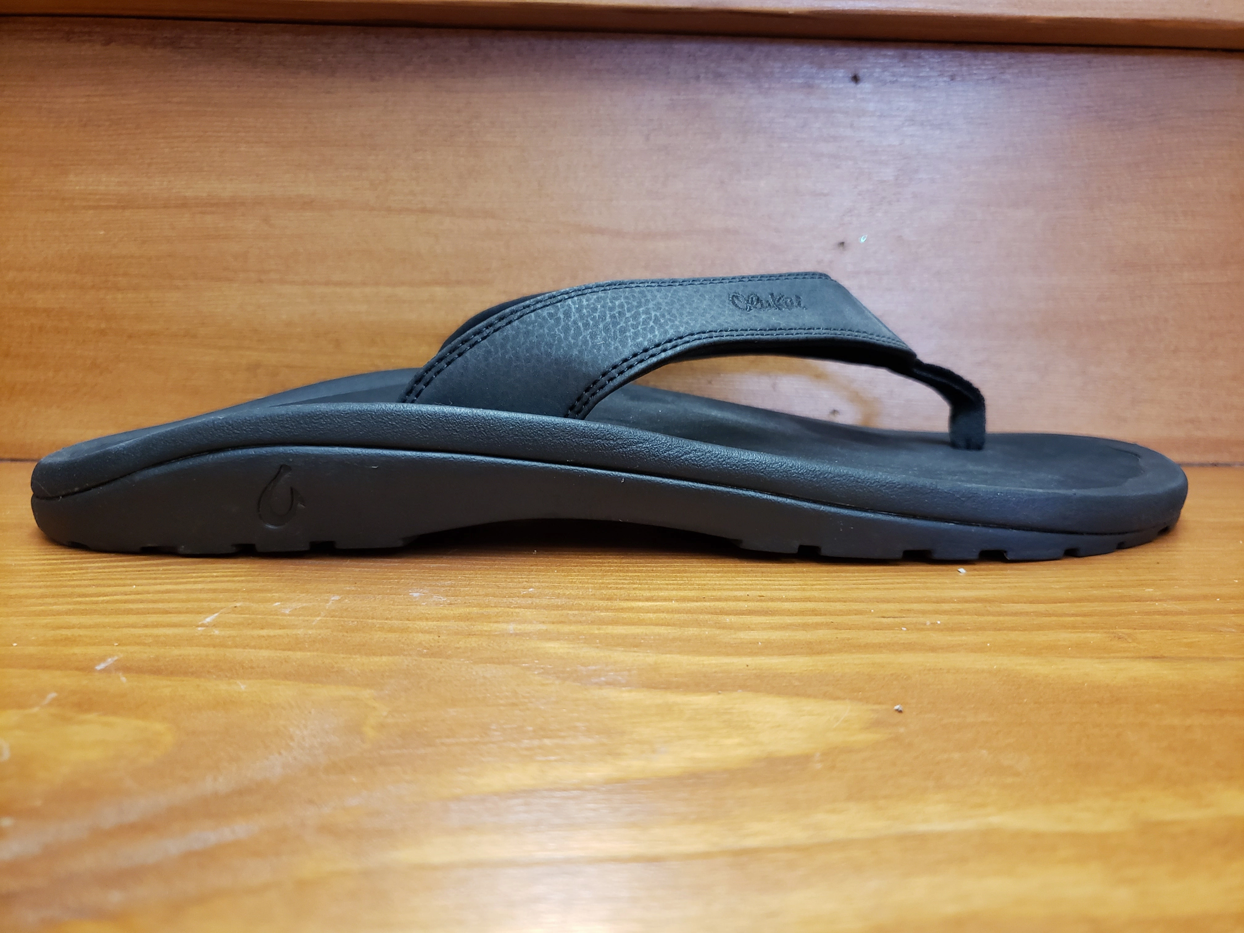 Olukai Ohana flip flop Black 10110-4040 All-Purpose Outdoor Shoes Sandal Clasps