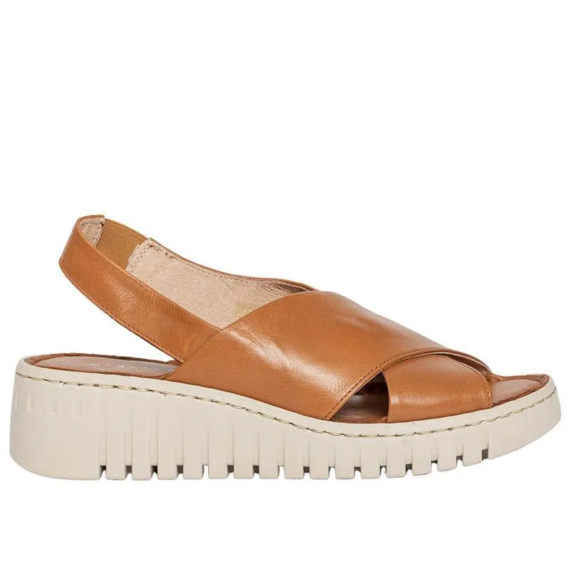 Light Travel Sandals Fast Step Ateliers  - Row - Tan