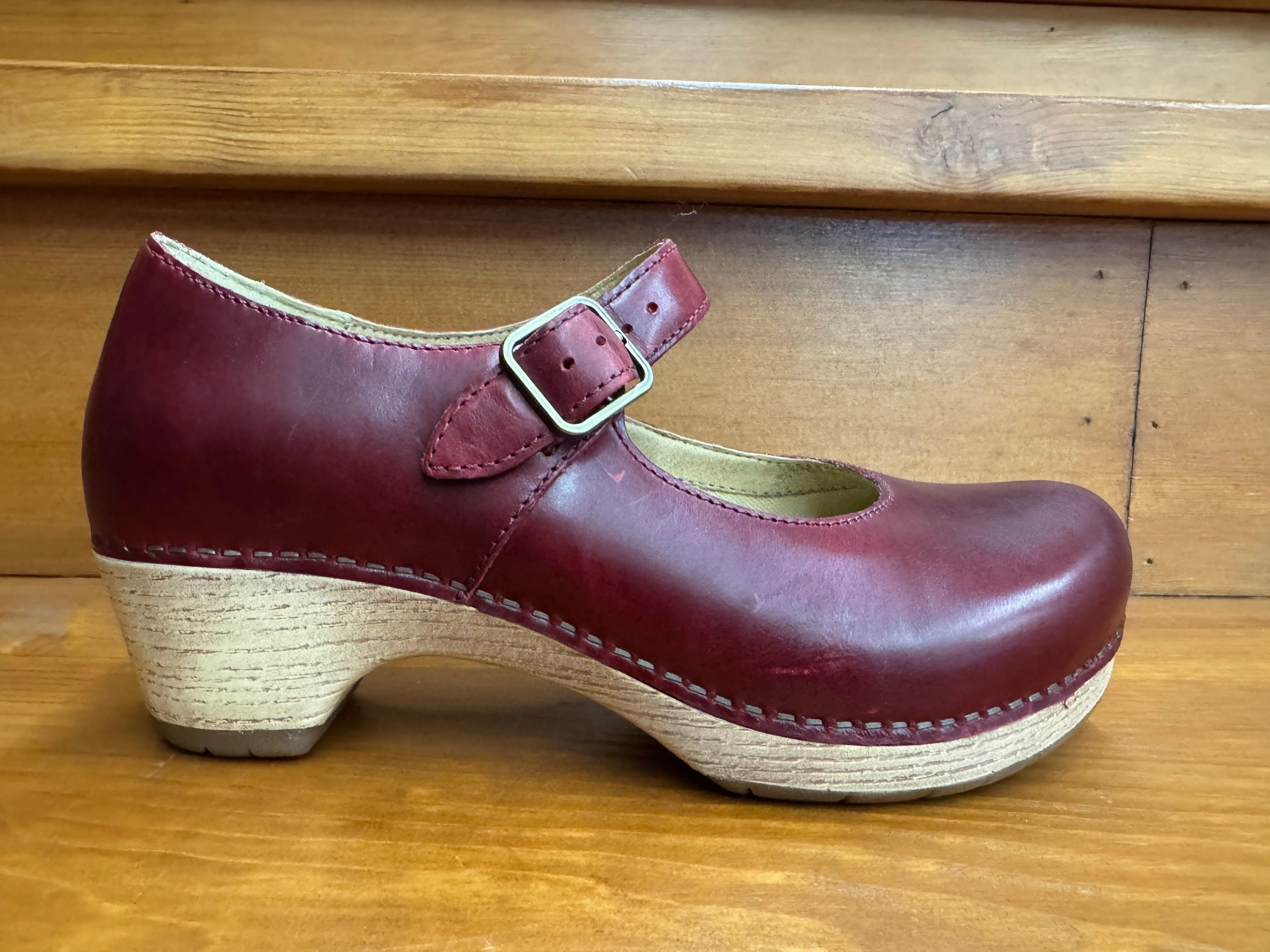 Hook And Loop Dansko Lilah Red