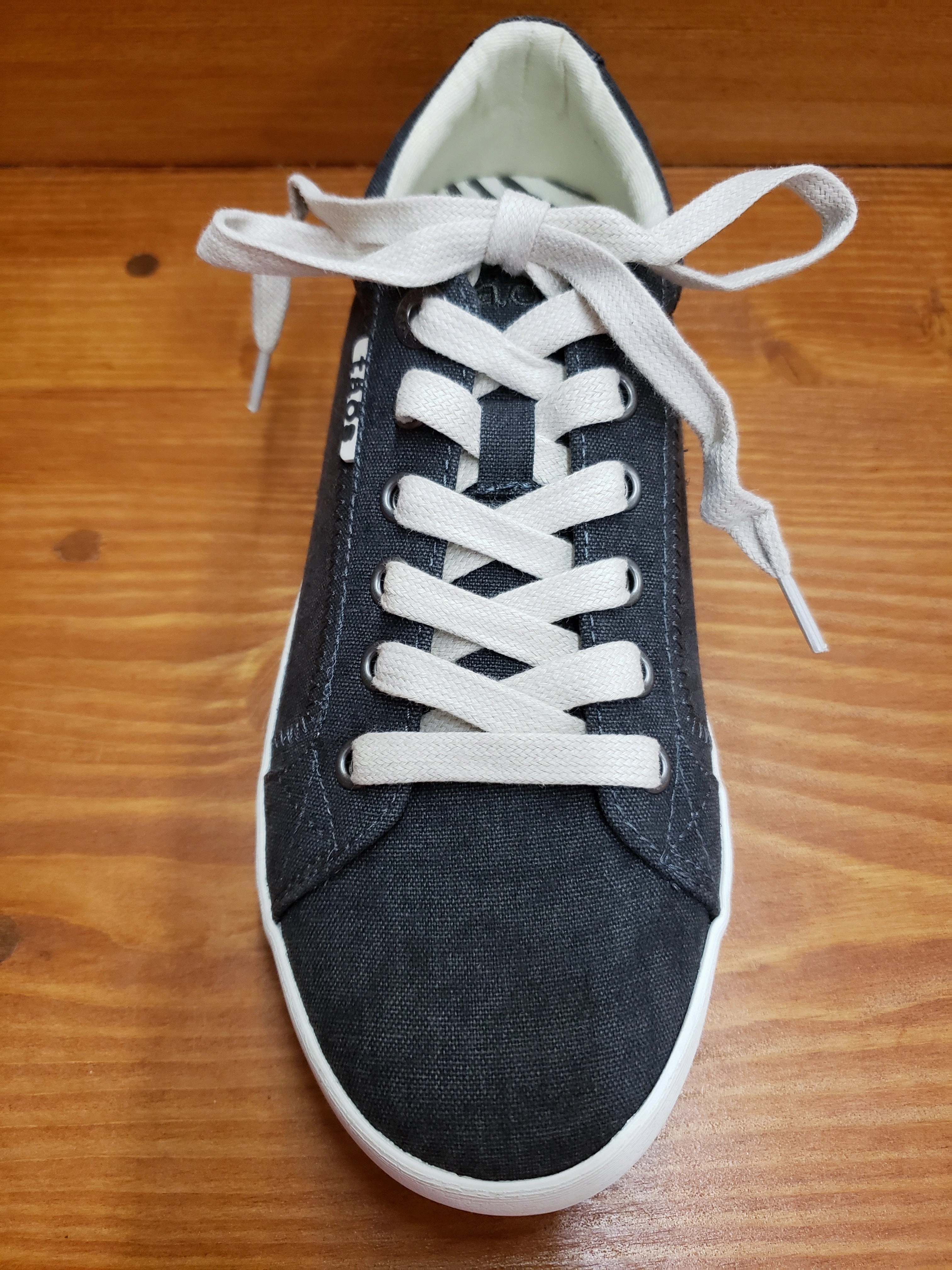 Sturdy Outsole Taos Star Charcoal wash canvas