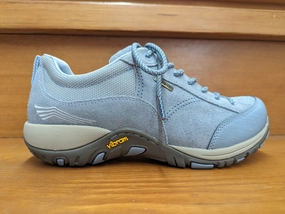 Dansko Paisley Sky Burnished suitable for all genders Flexible structure