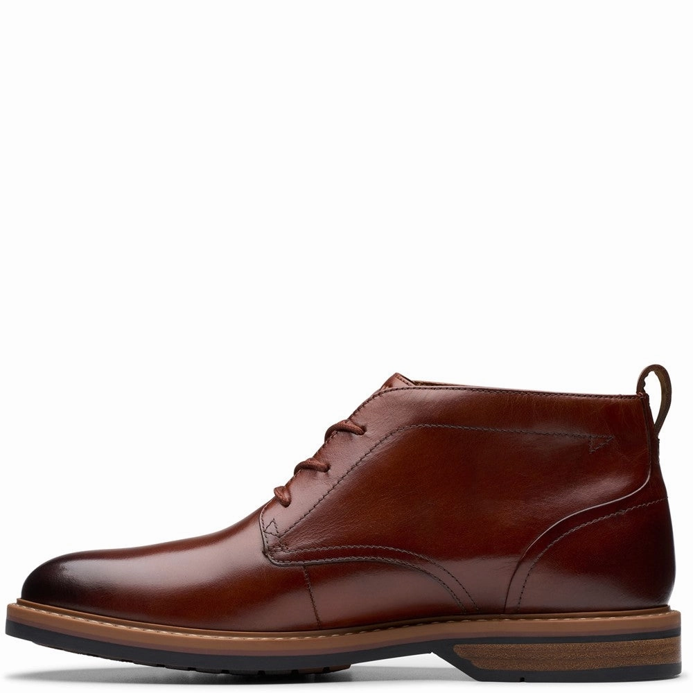 Fog Jog Clarks Aldwin Chukka Mid Boots