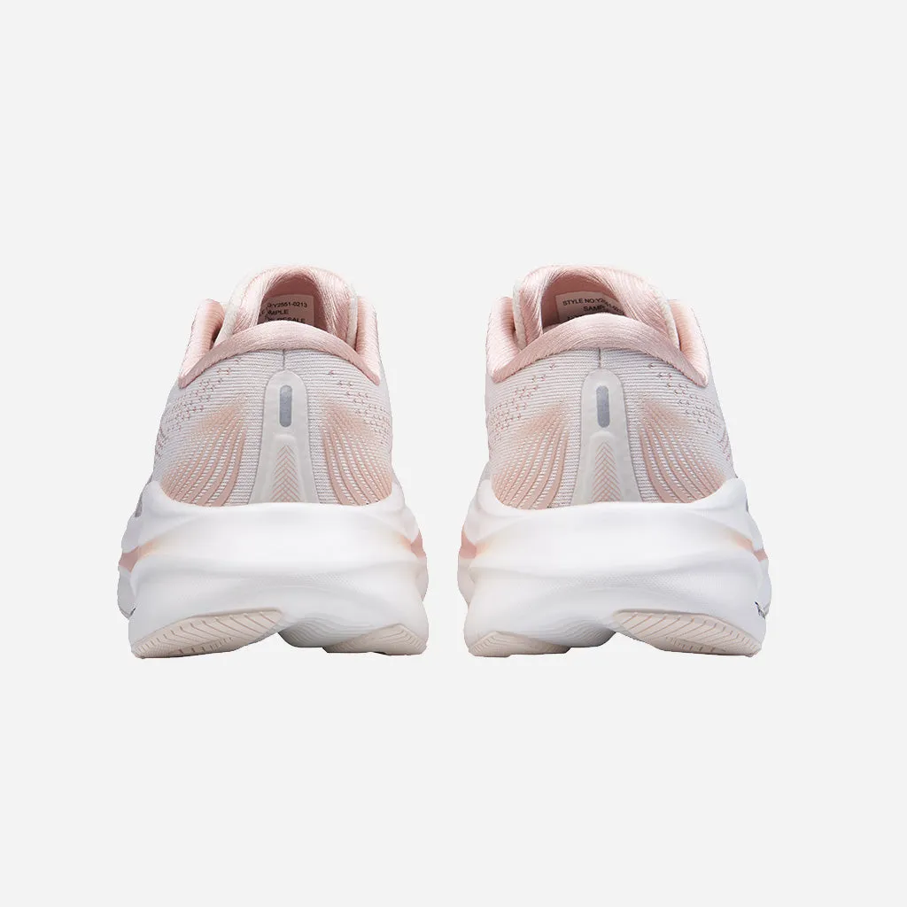 361-VENTUS: Eggnog/Cameo Rose New Balance Size 9