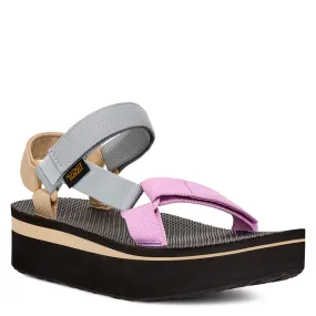 Women's Teva, Flatform Universal Sandal Sleek Vacation Sandals