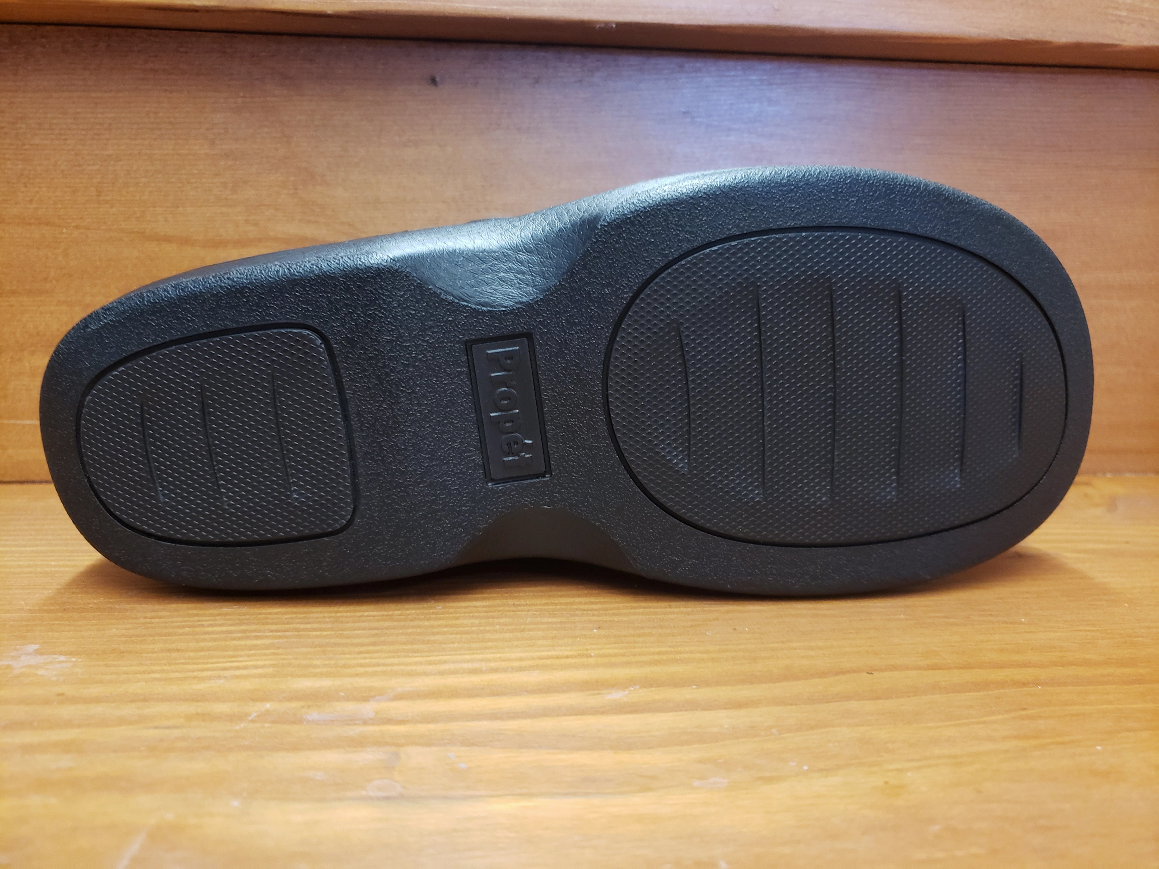 Propet Olivia Black WPRX25B Water   Resistant City Adventure