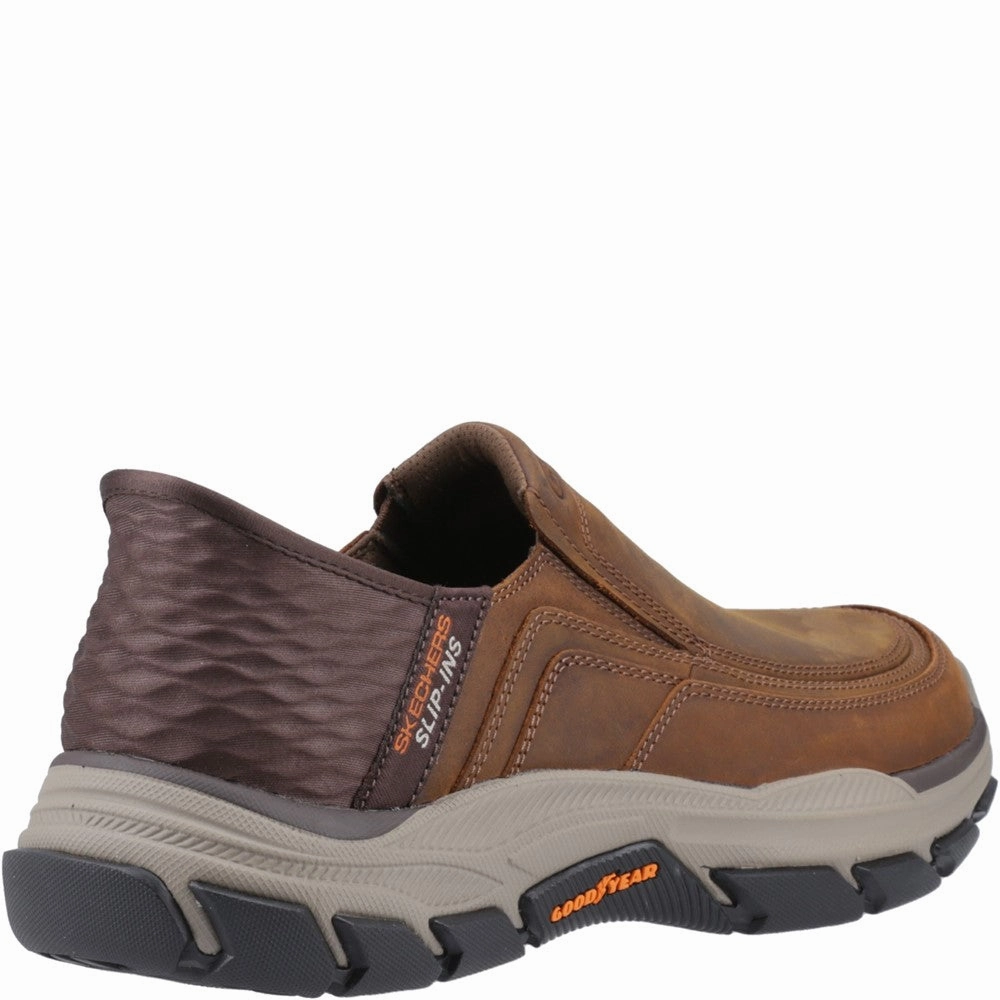 City Tour Skechers Respected Elgin Wide Fit Shoes