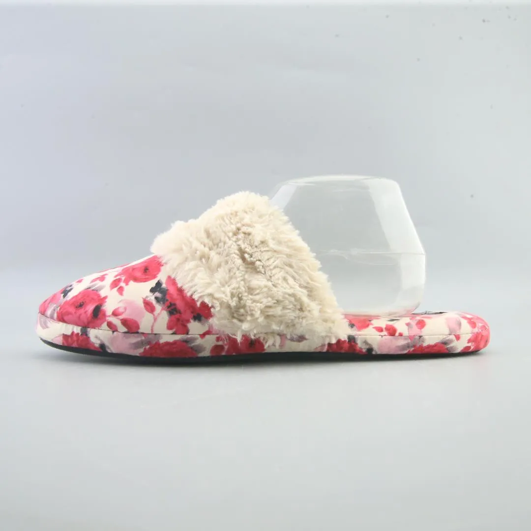 Slide Sandals Furry VICTORIAS SECRET .