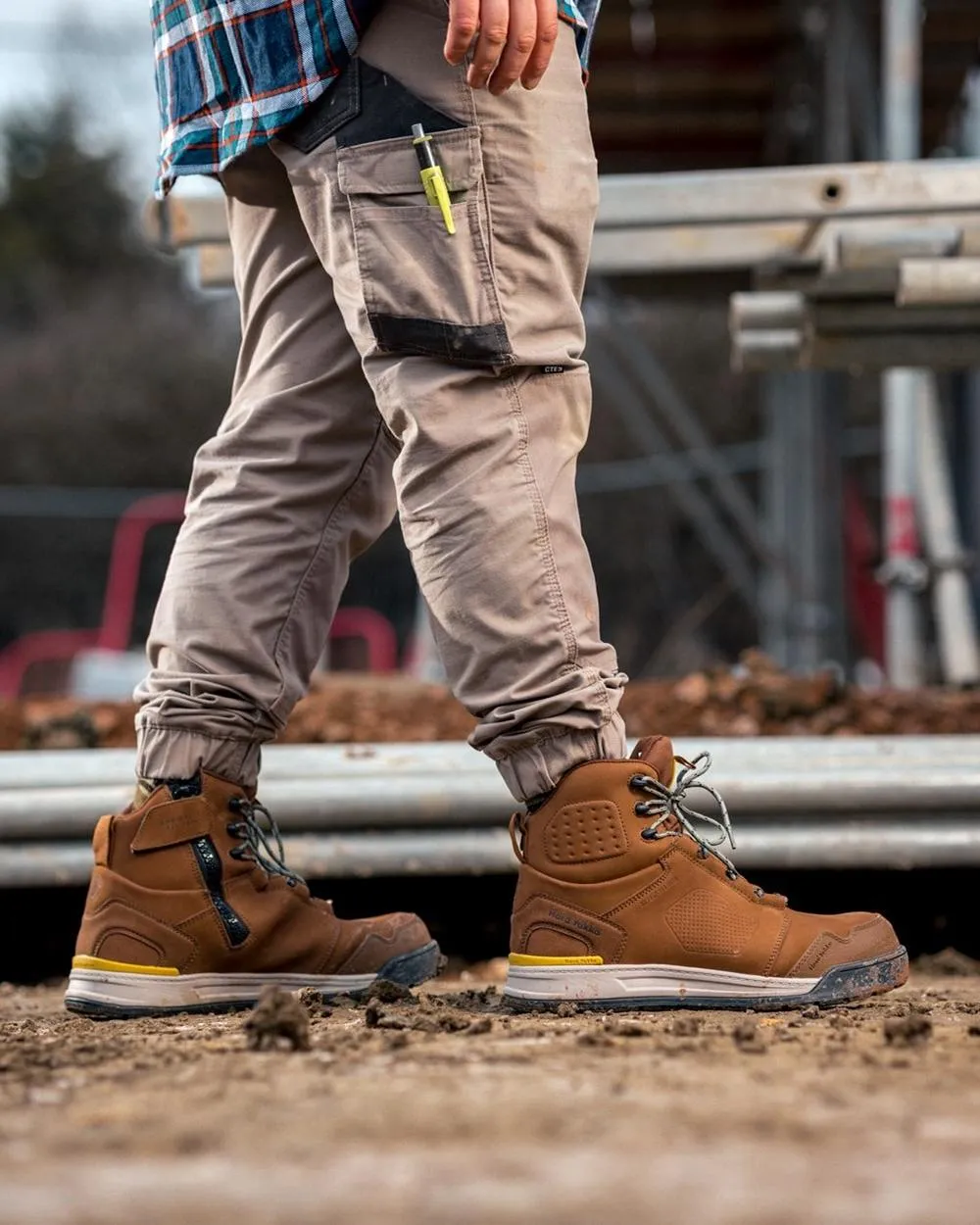 Top Rated Composite Toe Work Boots Hard Yakka Mens 3056 S7S 6 Safety Boots