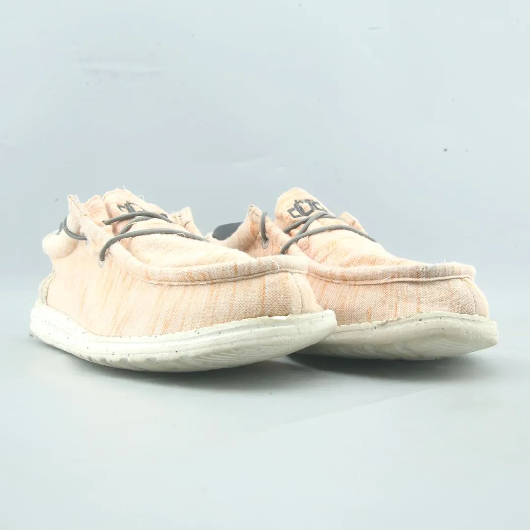 HEY DUDE WALLY Nike Cheerleading Sneakers