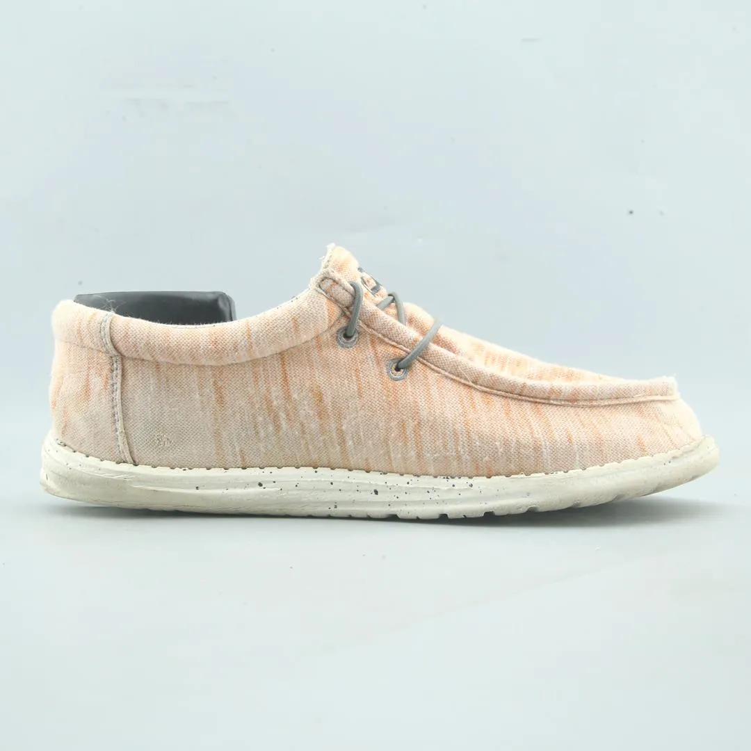 Best Dressy Sneakers HEY DUDE WALLY