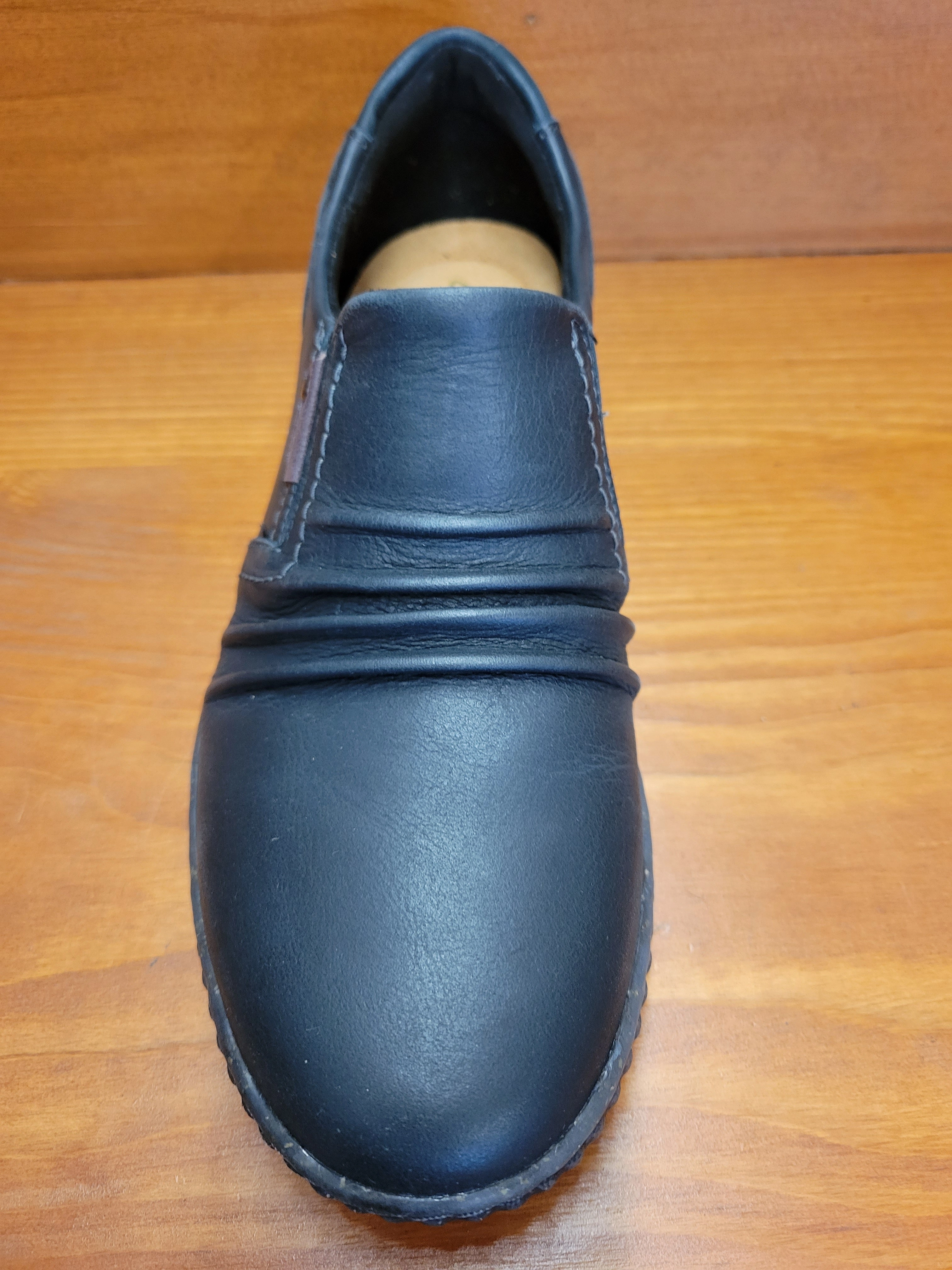 Clarks Magnolia Faye Black 26167974 sports shoes Sprint Run