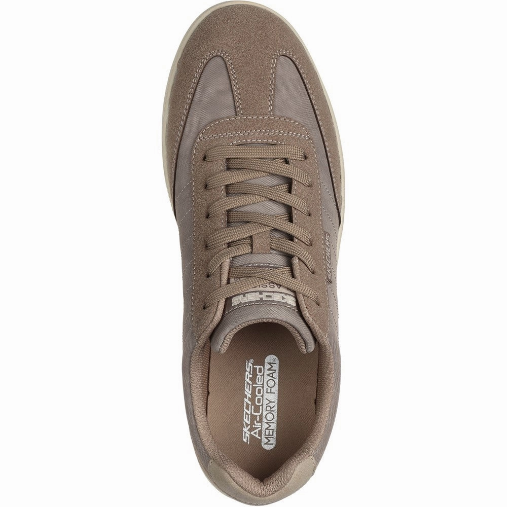 Understated Style Street Mood Skechers Placer Vinson Trainers