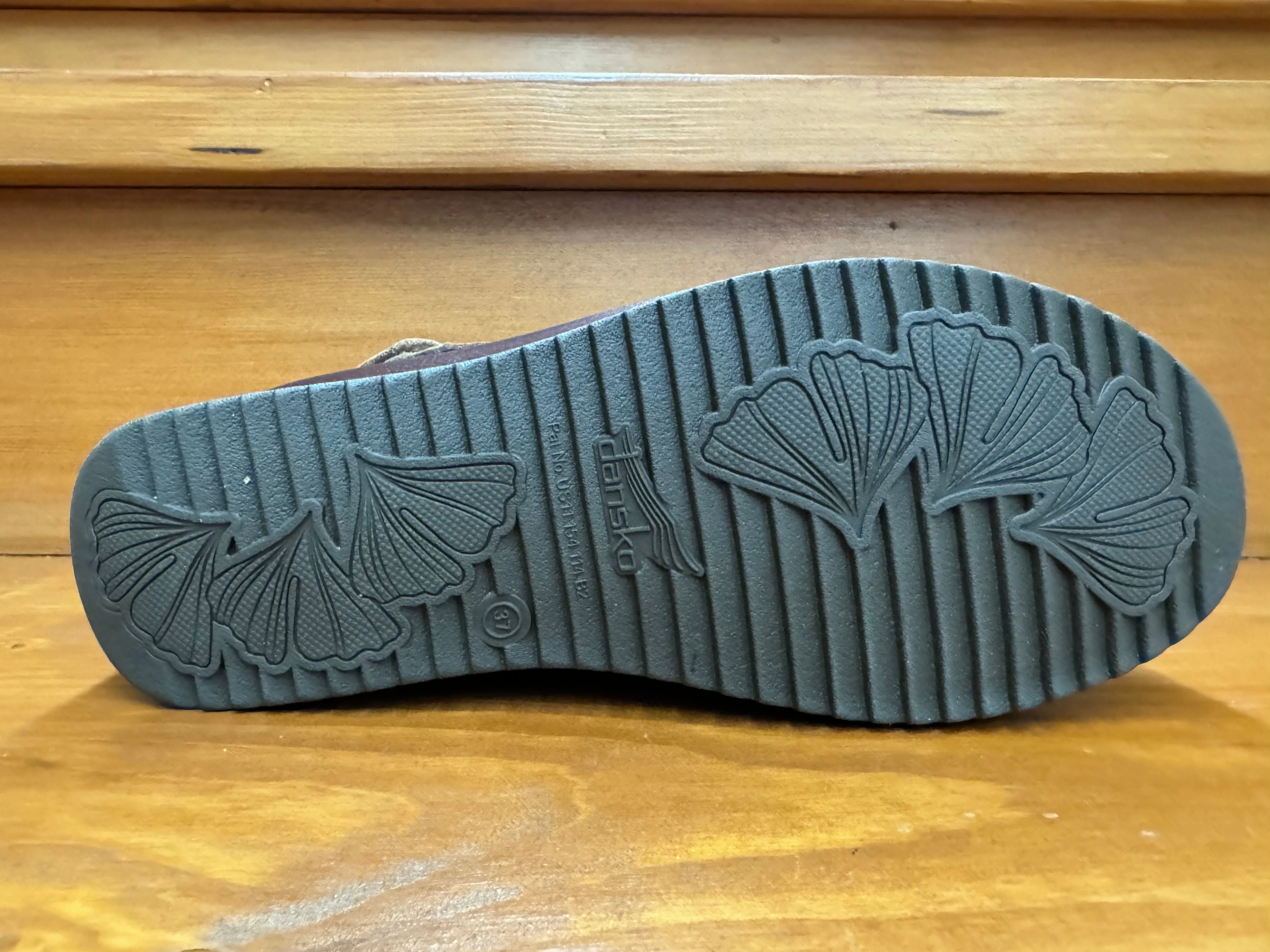 Dansko Merrin Cordovan All-Day Fit