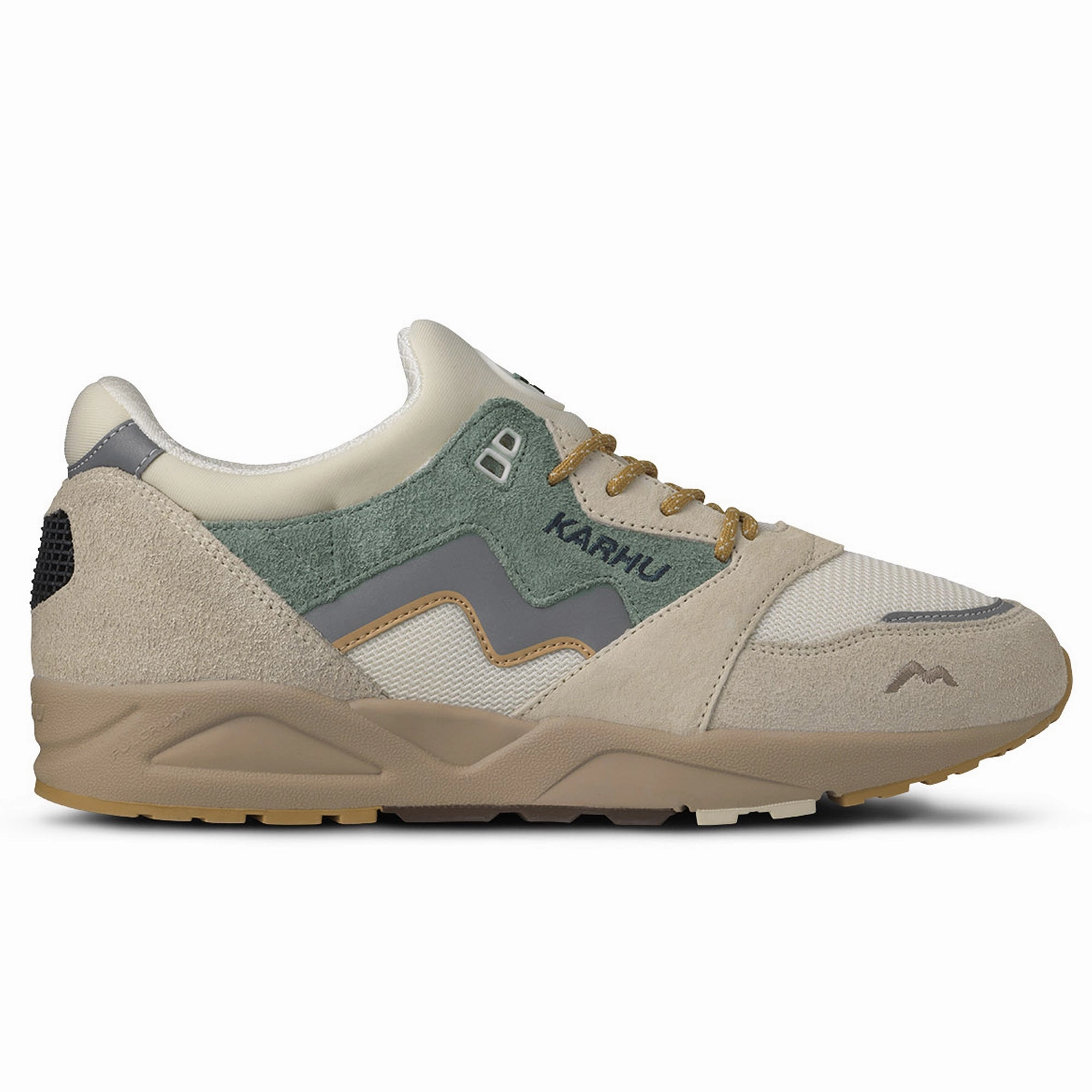 Reinforced toe Karhu Aria 95 Trainers
