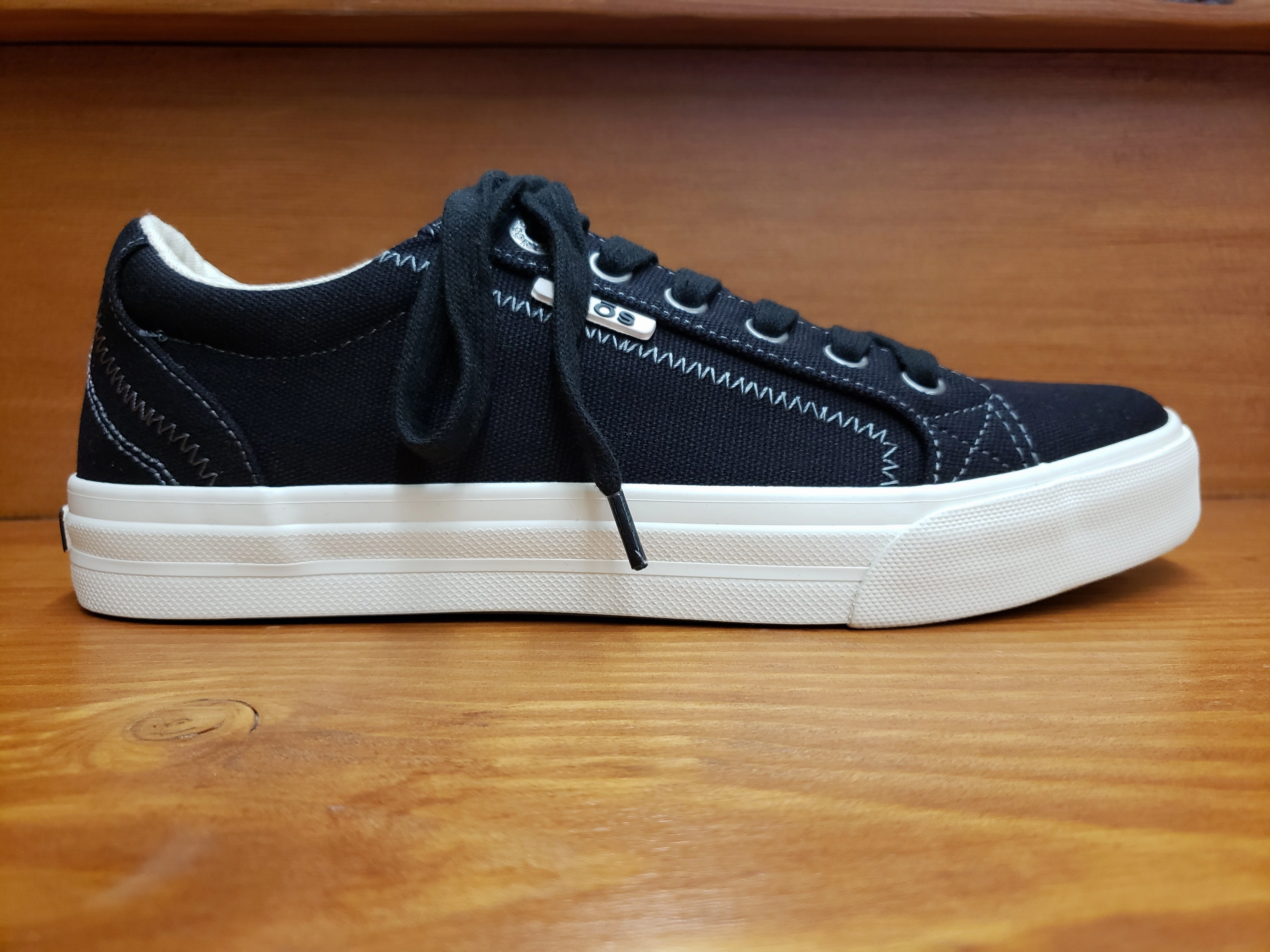 Taos Plim Soul black Rubber Sole for people with high arches