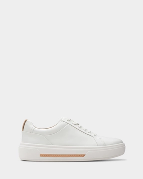 Hollyhock Walk Off White Leather Suitable for all fitness levels Rubber Outsole