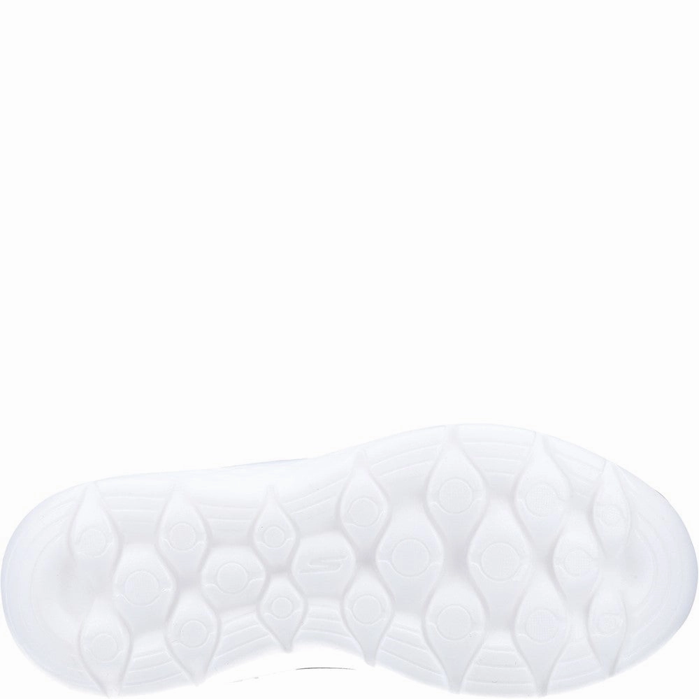 Skechers GOwalk Hyper Burst Shoe running in a suspension cable bridge area shoes