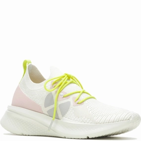 fashion - forward shoes running with a minimalist style Hush Puppies Spark Shoe