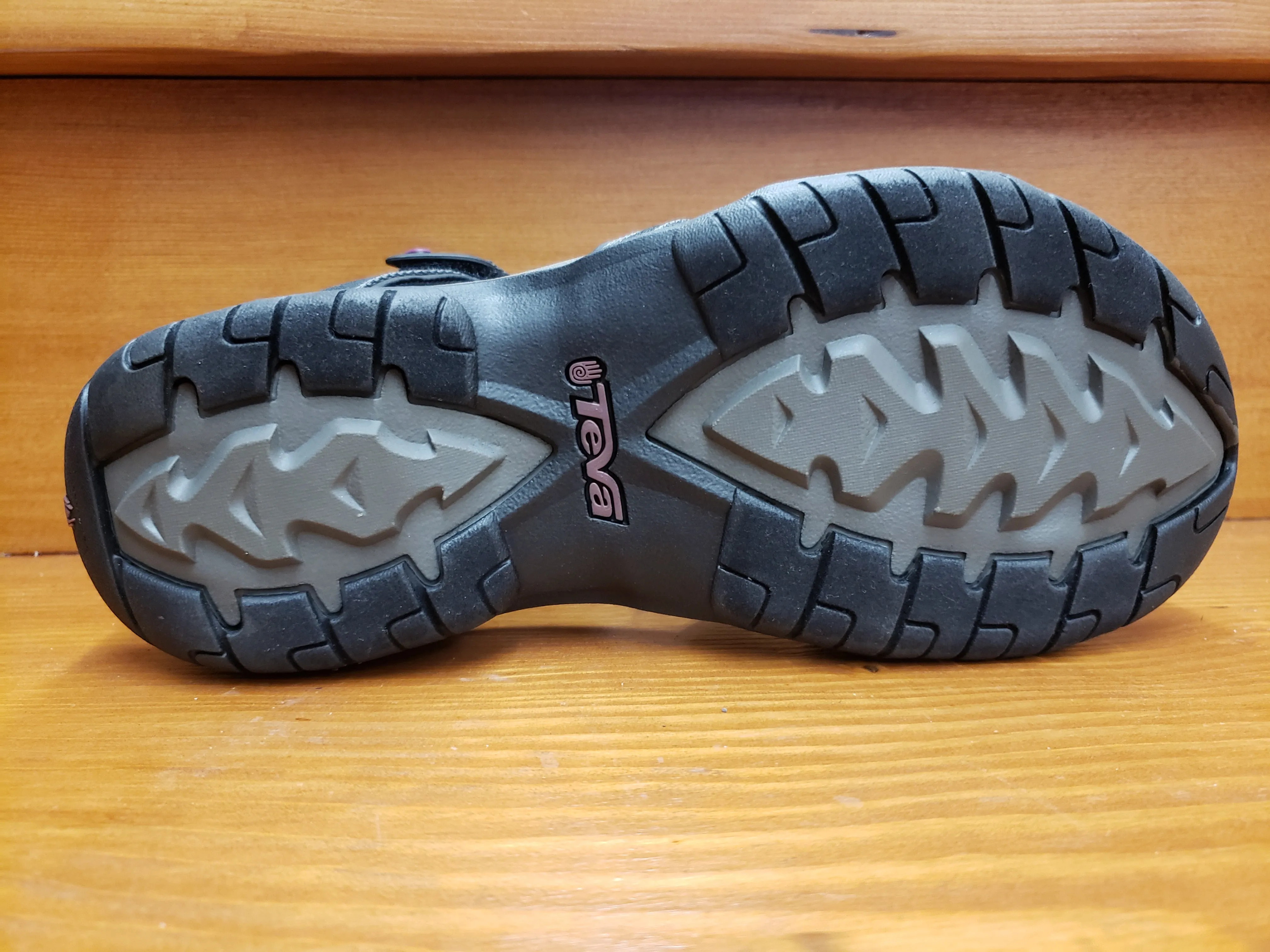 All-Day Use Teva Tirra Black/grey 4266 BKGY
