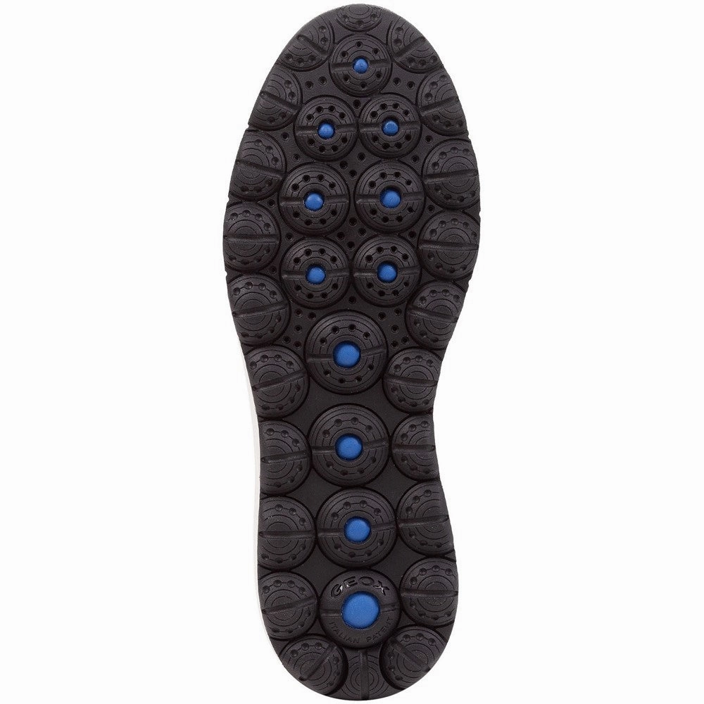 post - run stretch Geox D Spherica 4X4 B ABX Trainers