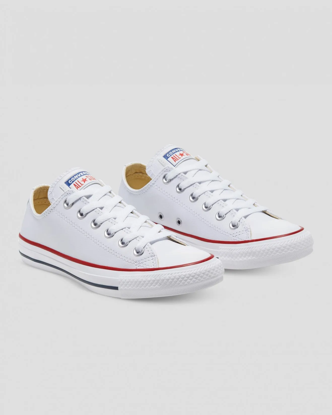 Converse Chuck Taylor Leather Low Shoe - White Asics Gel Cumulus 24 Running Shoes