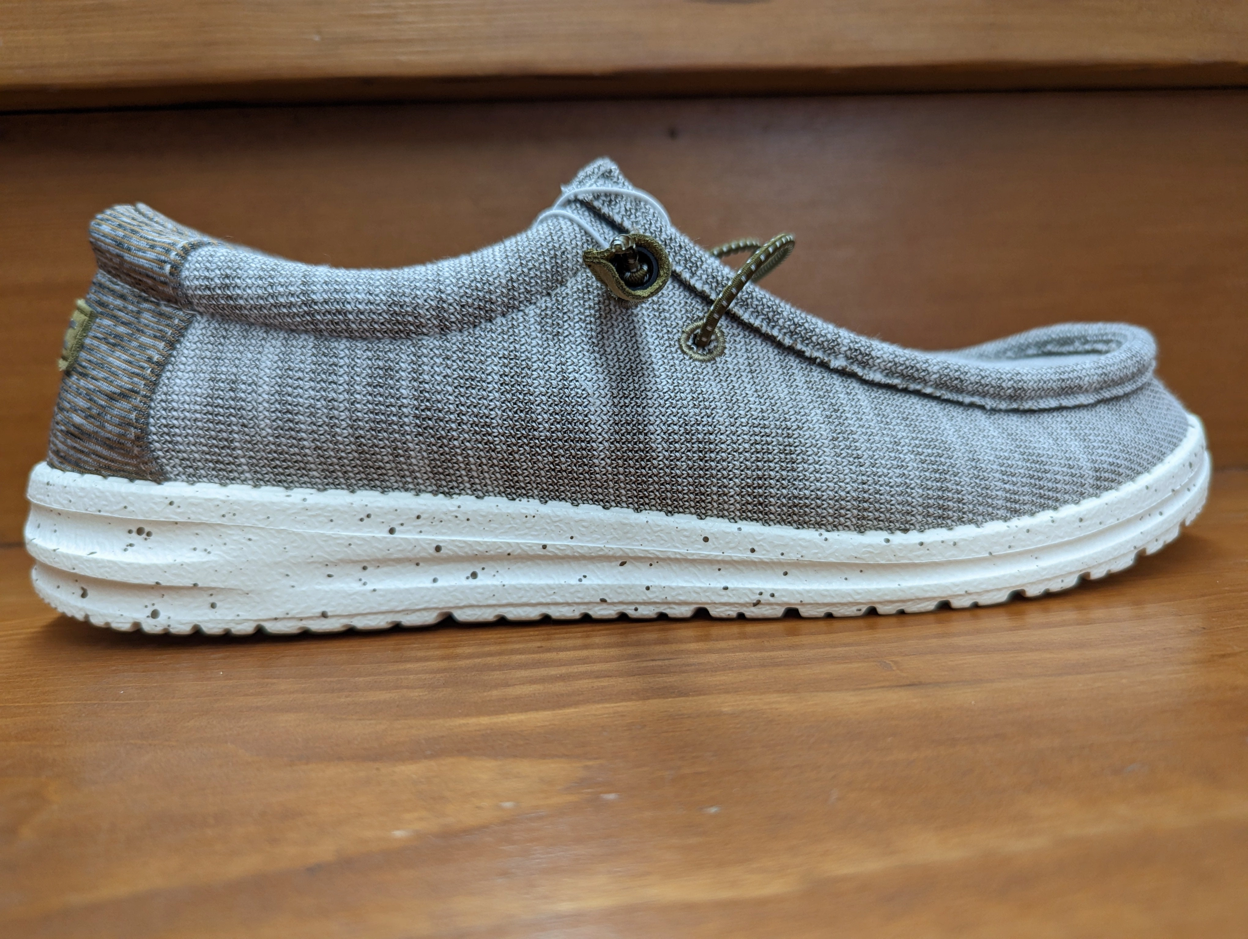 Modern Ease Telic Wave Driftwood Men's