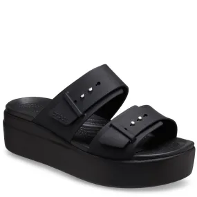 clean design Trendy Travel Sandals Crocs Brooklyn Buckle