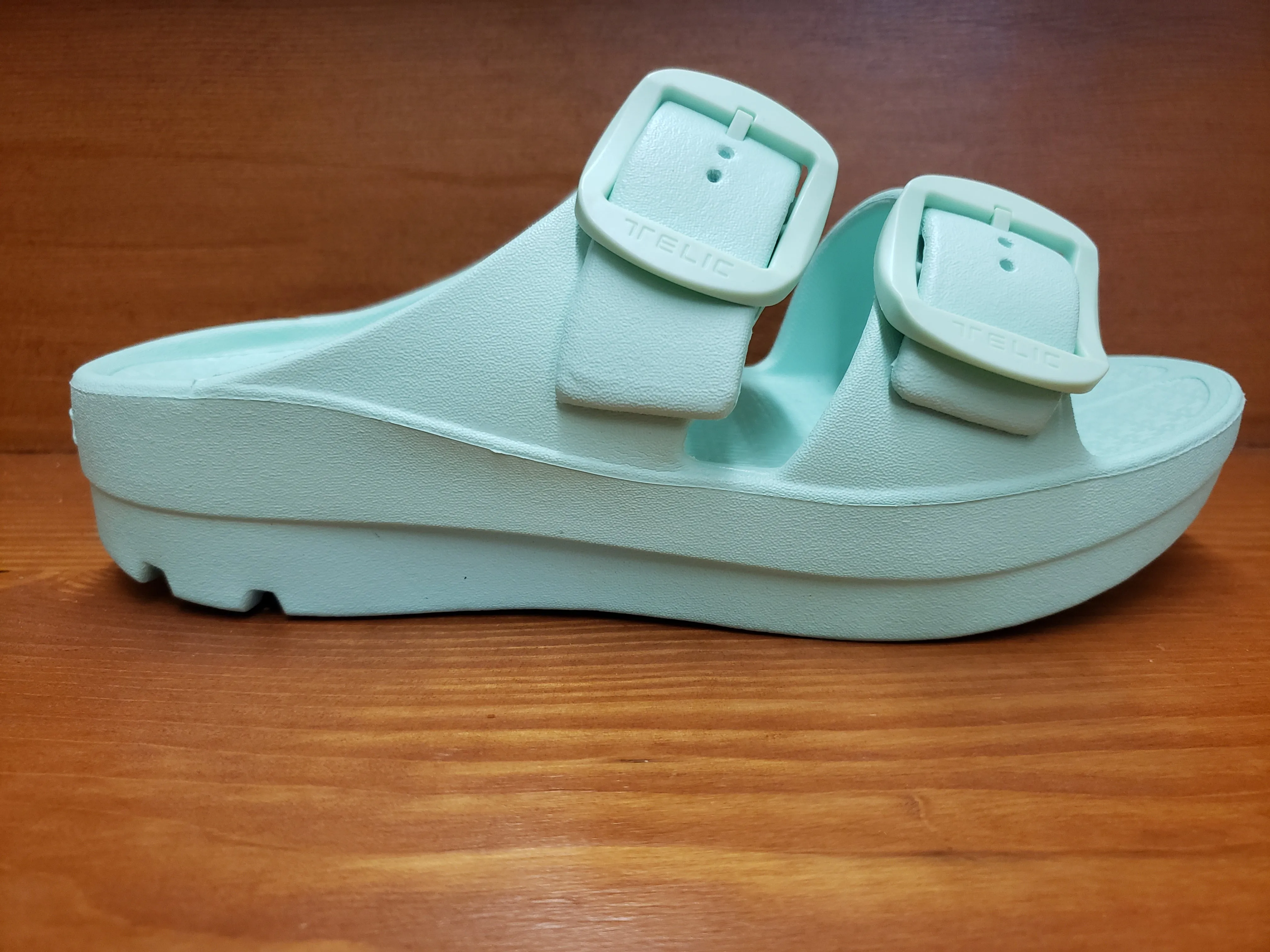 Supportive Outdoor Footwear Telic Boise Bliss Seafoam Green