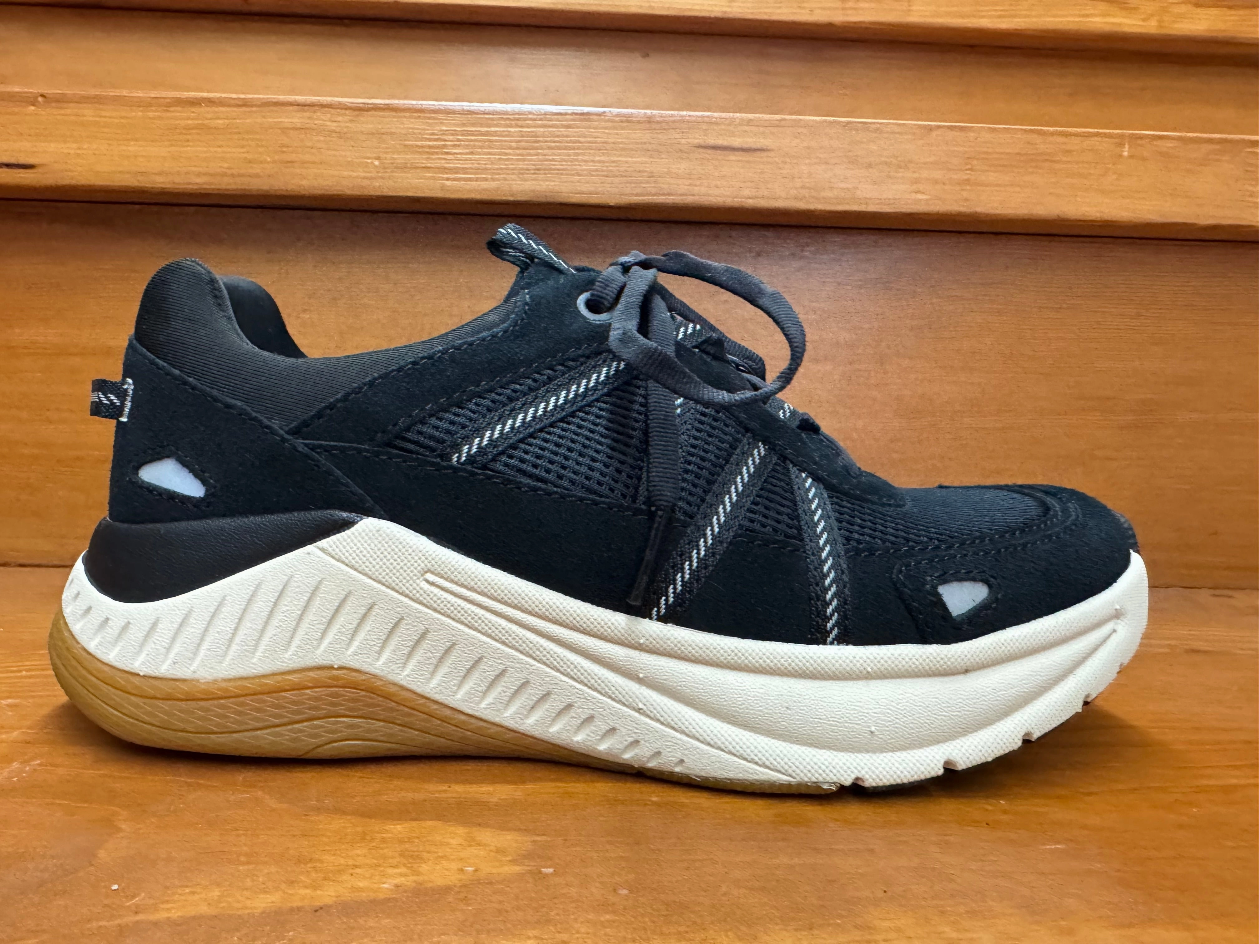 Drill Pace Dansko Poppy Black Suede