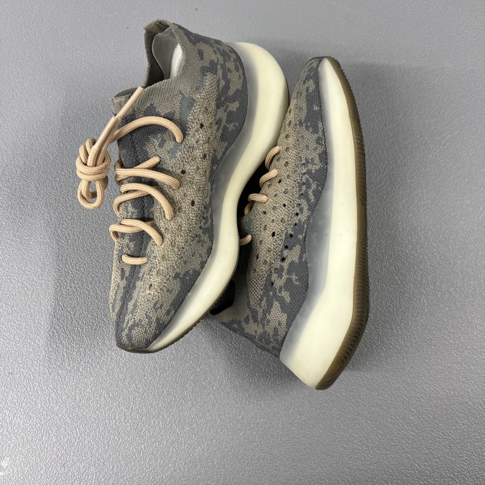 Adidas Originals Samba Og Le Casual Shoes Size 5.5 Mens or 7 Wmns- Adidas Yeezy Boost 380 Mist Non-Reflective