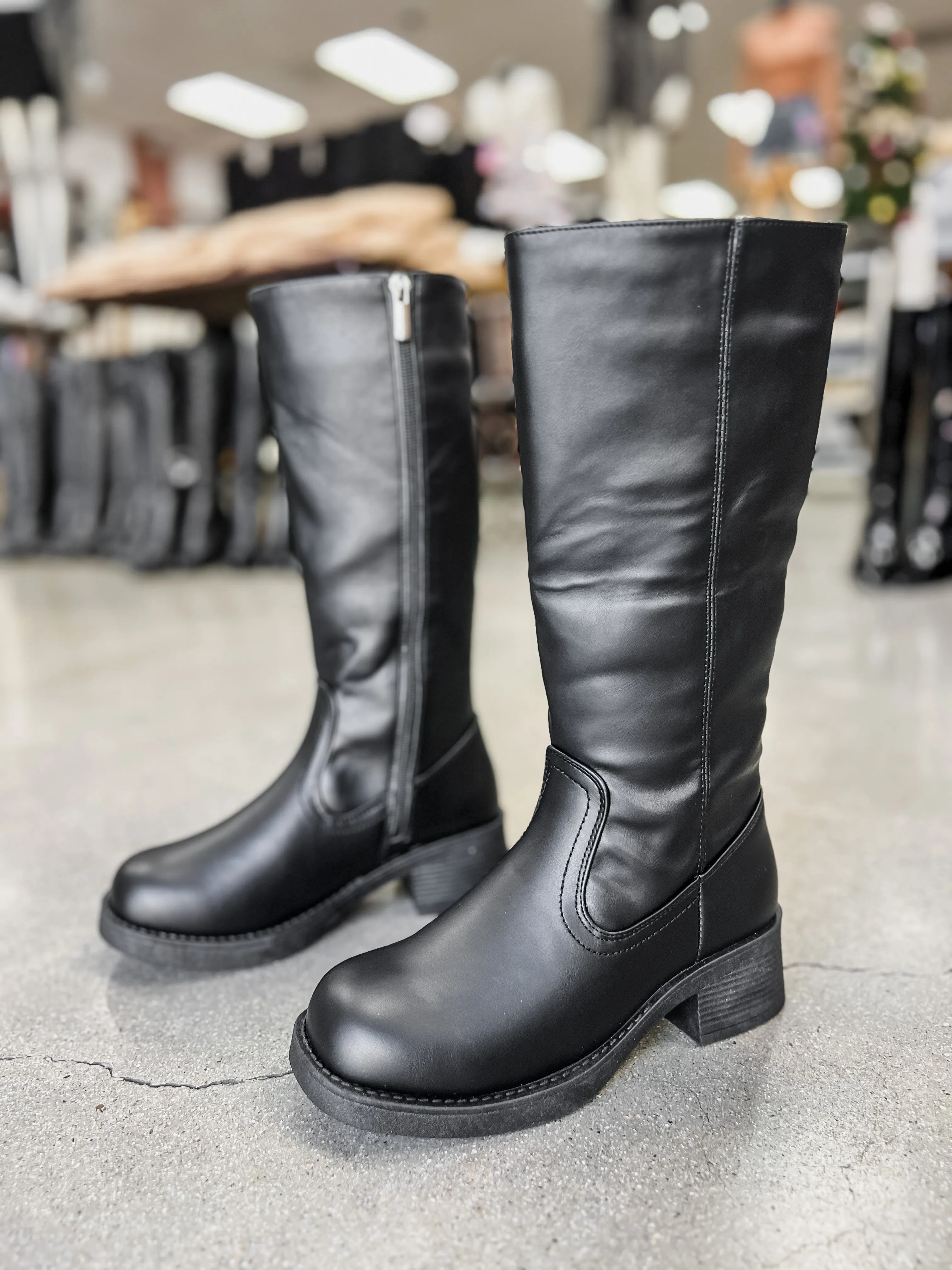 Adidas Fabela Rise Field Hockey / Lacrosse Shoes Mercedes Knee High Leather Boots