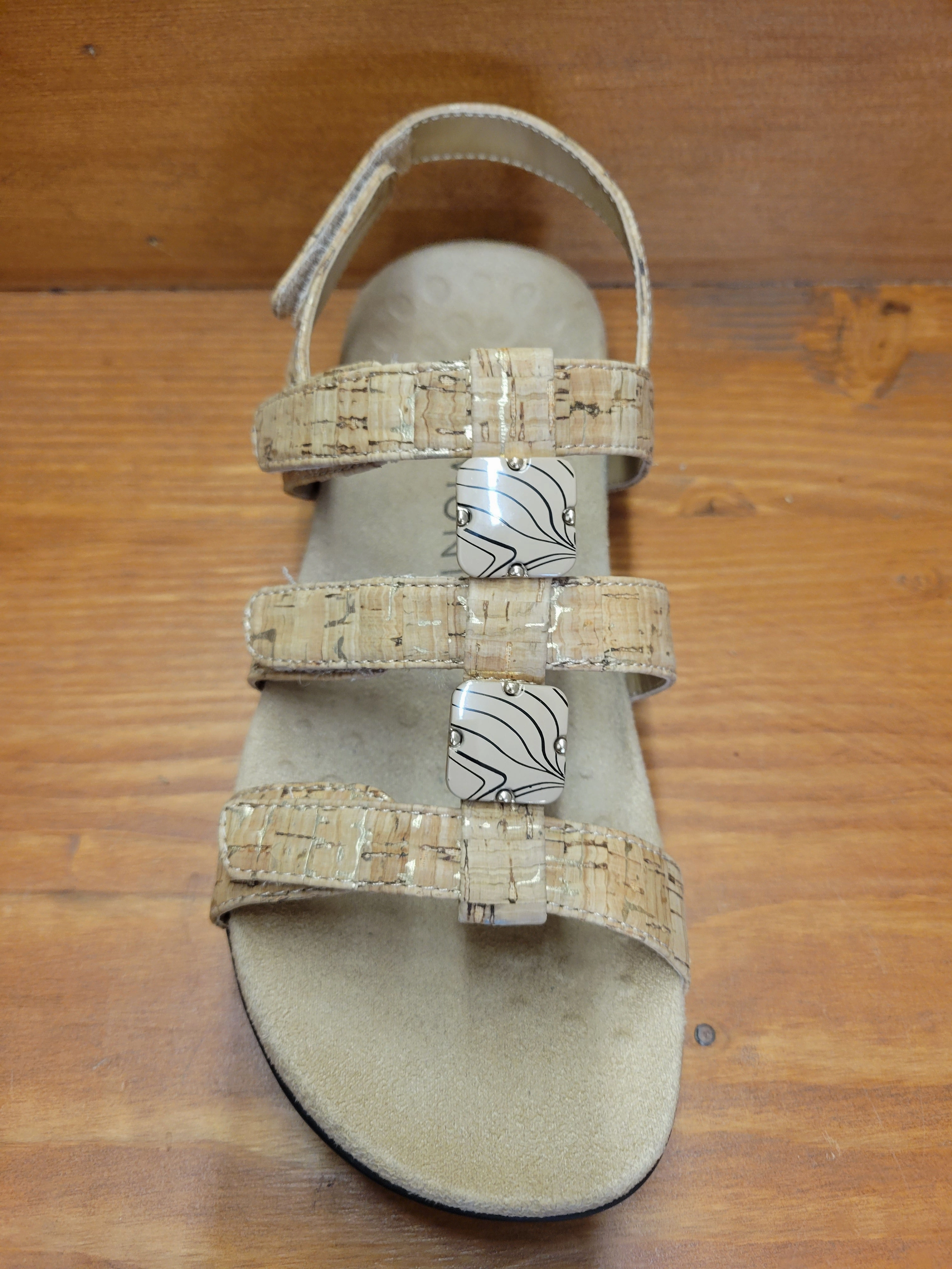 Urban Edge Vionic Rest Amber Gold cork