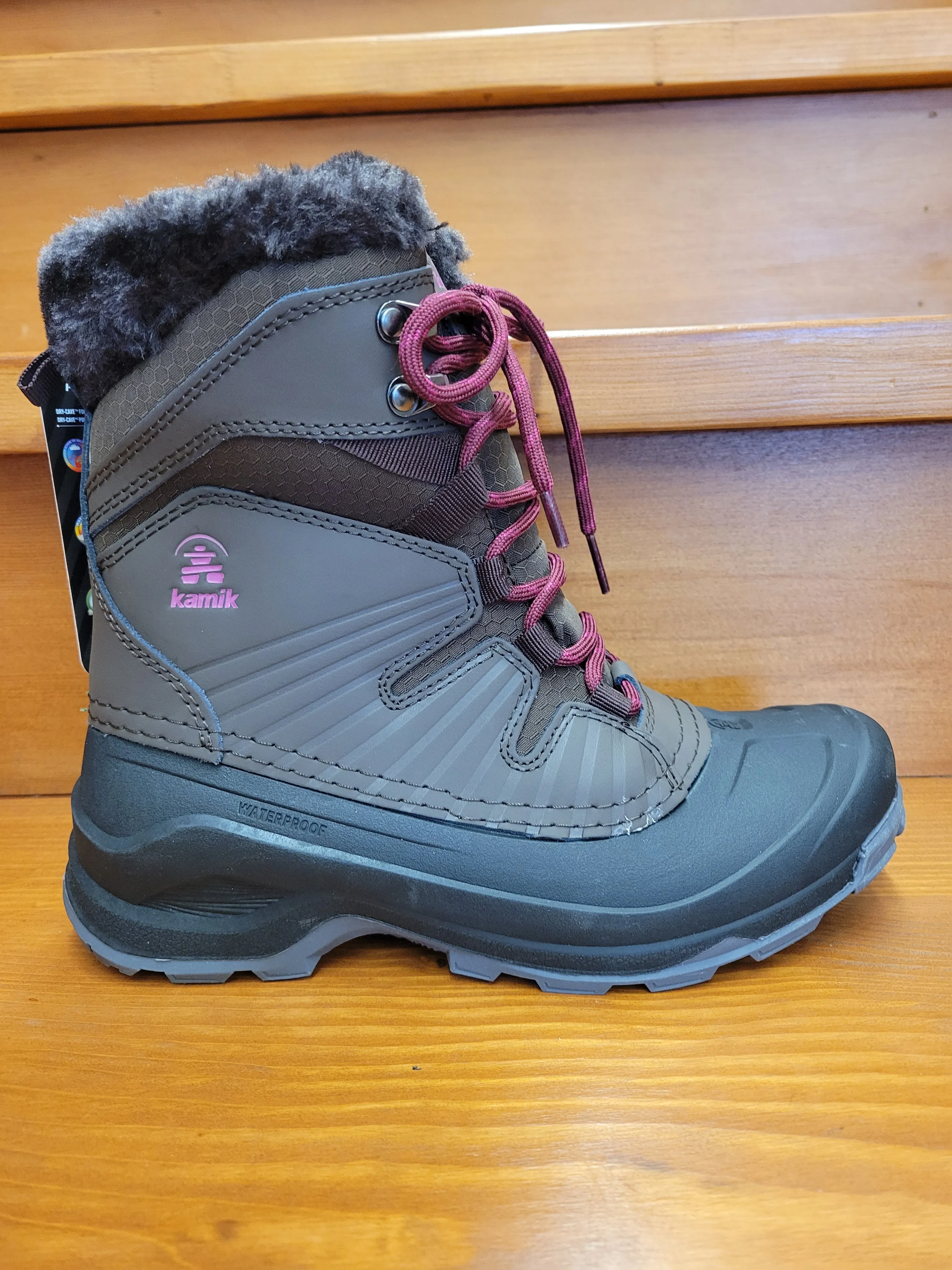 Abrasion resistant Kamik IcelandF Java WK2266