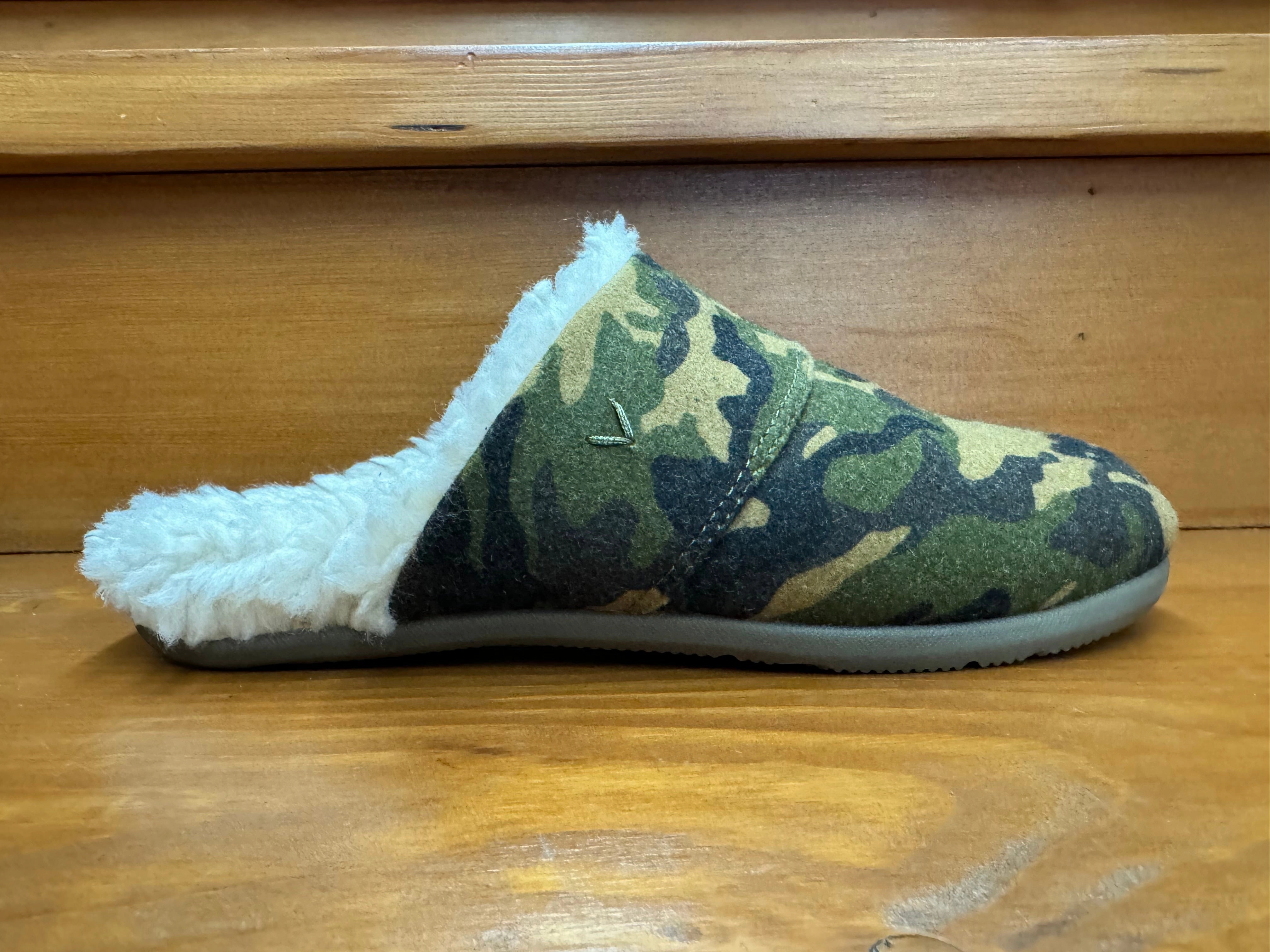 Chic Comfort Vionic Alfons Olive Camo