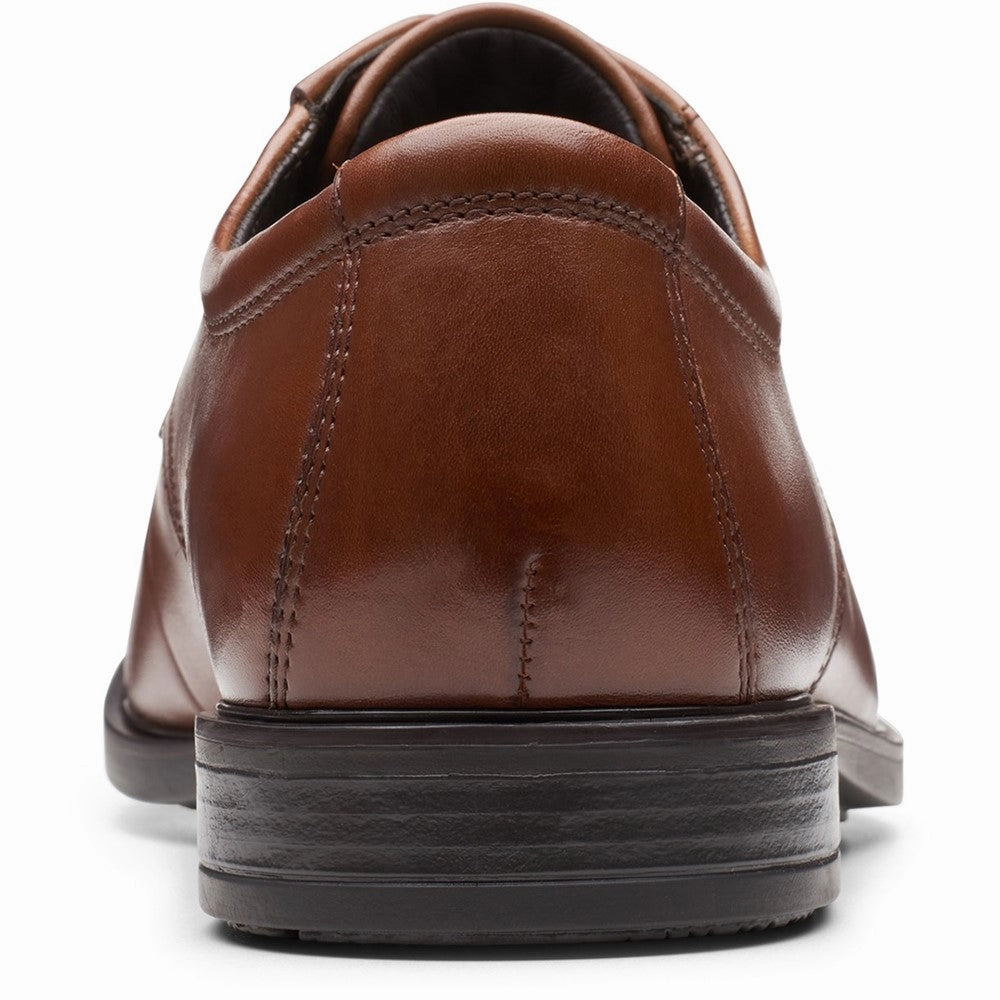 Legacy Fit Clean Line Clarks Howard Walk Lace Shoes