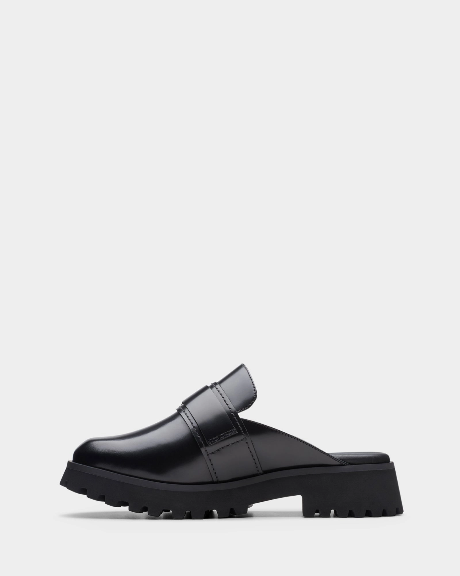 Stayso Free Black Leather Compact Build