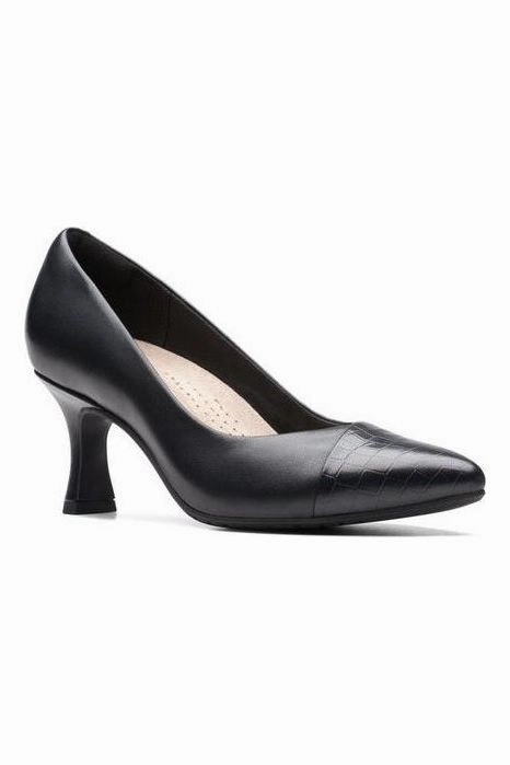 Clarks Kataleyna Rose in Black Croc Relax Vibe