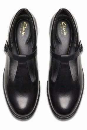 Celebrate Glow Effortless Style Clark Havisham Bar black leather