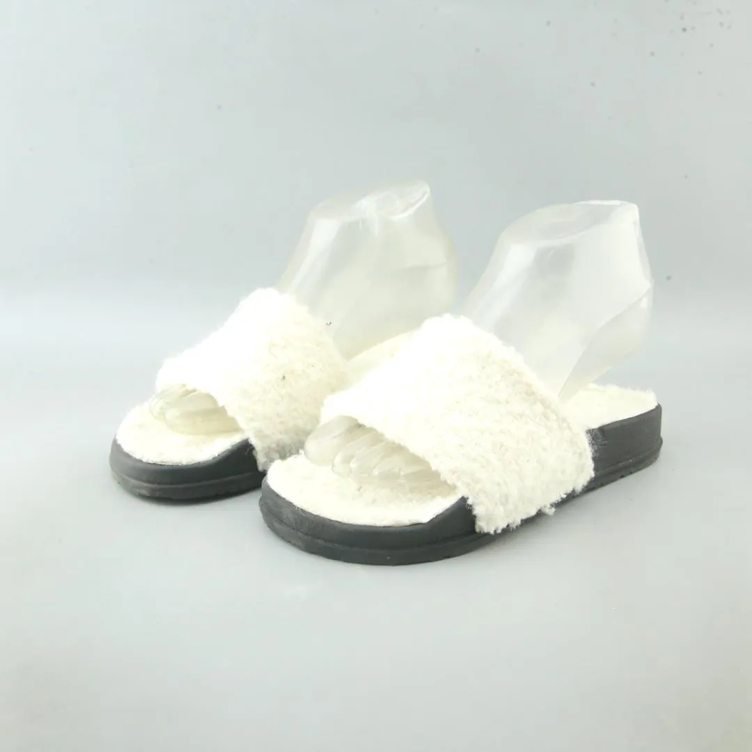 Best Casual Shoes For Walking ROXY SLIPPY BOUCLE