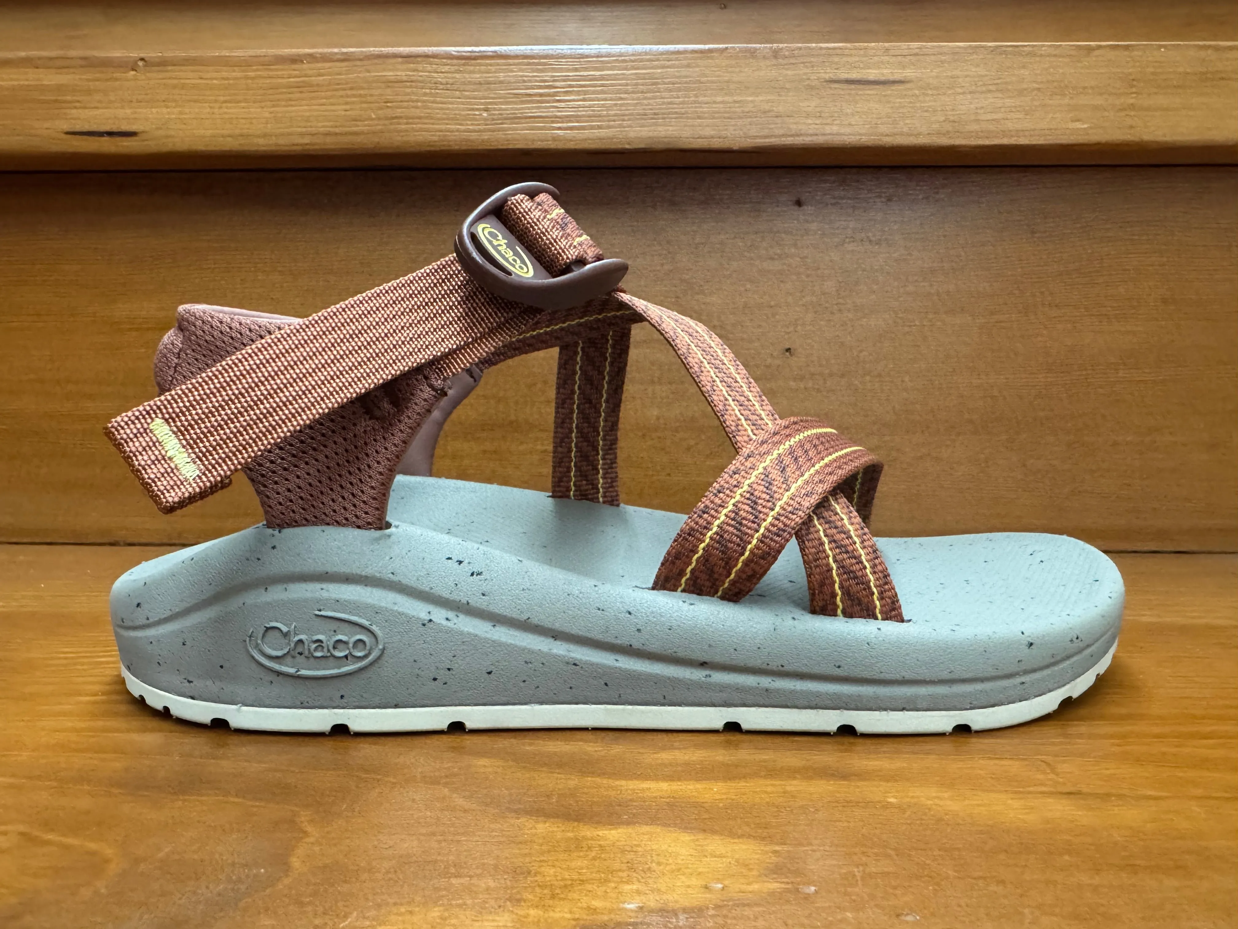 Chaco CushZ Frond Syrup JCH109836z Stylish Beach Footwear Errand Day