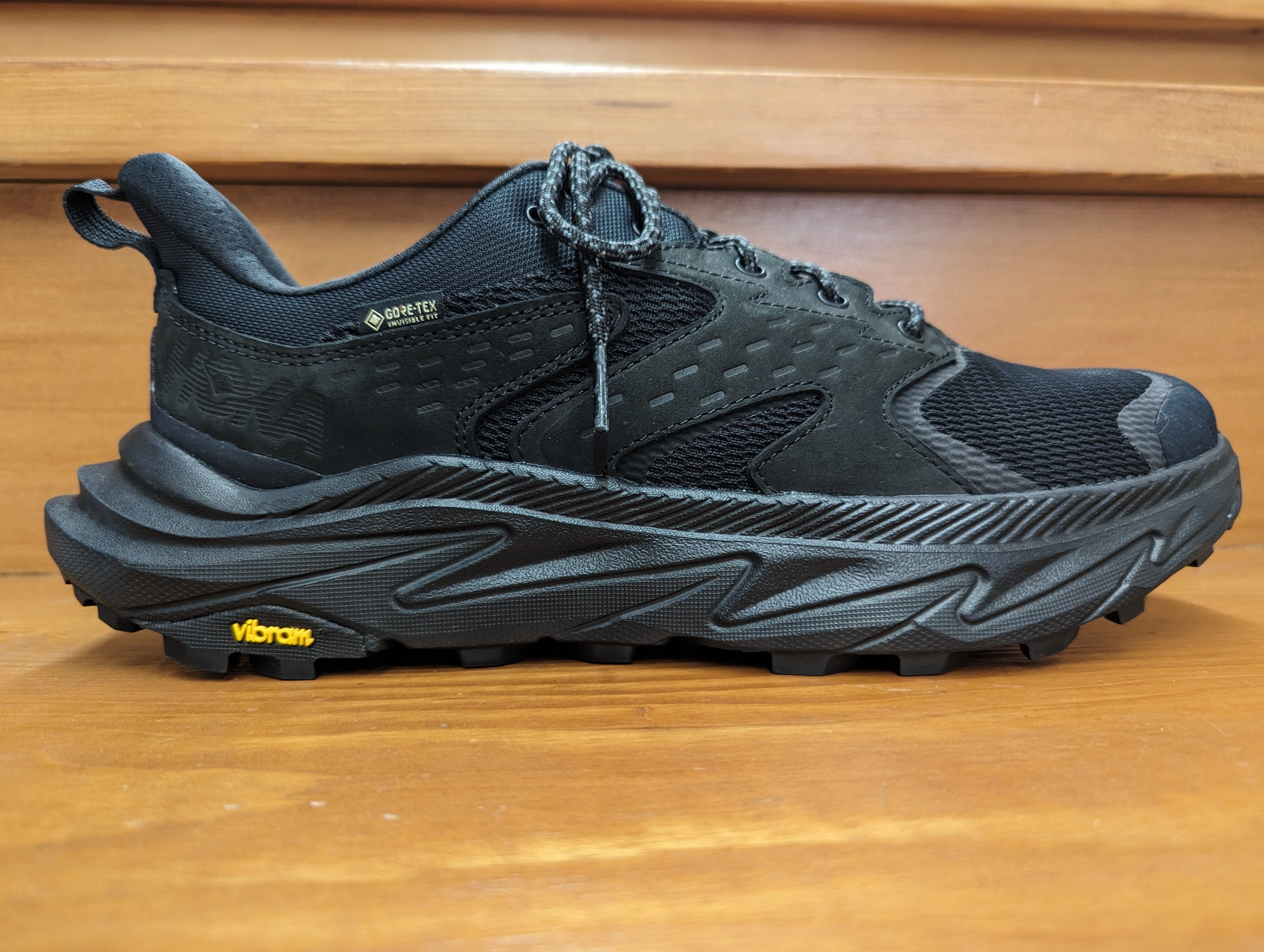 Cushioned heel Trend Fit Hoka Anacapa 2 low GTX Black/Black 1141632F BBLC & 1155253 BBLC