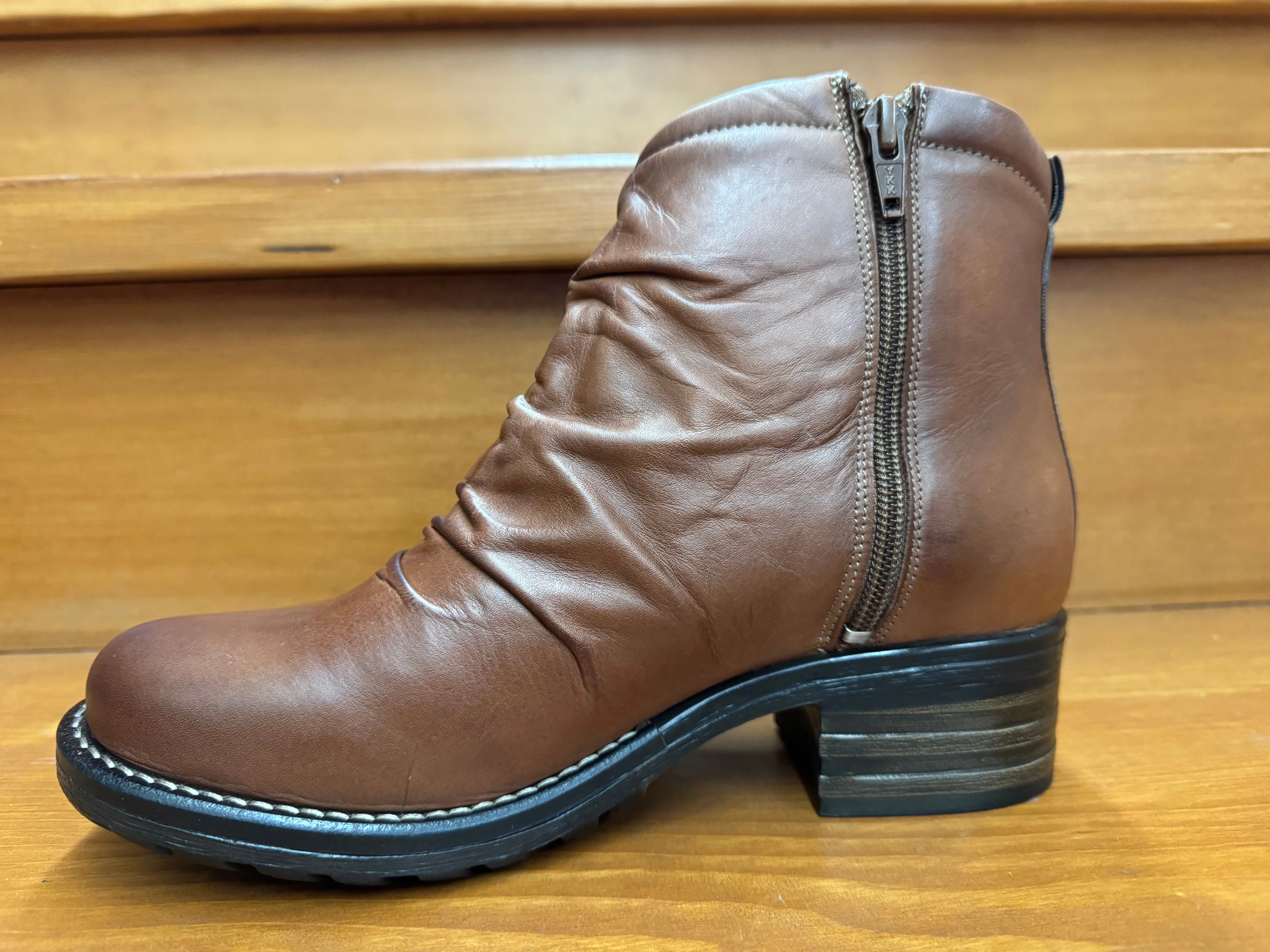 Taos Ravelle Cognac Heel Cushion Reinforced toe