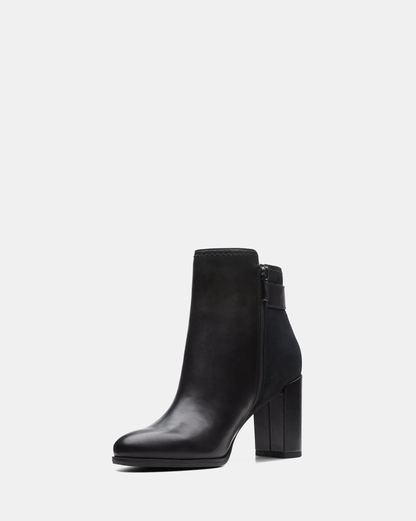 Rugged Build Ready For Adventure Freva85 Buckle Black Leather