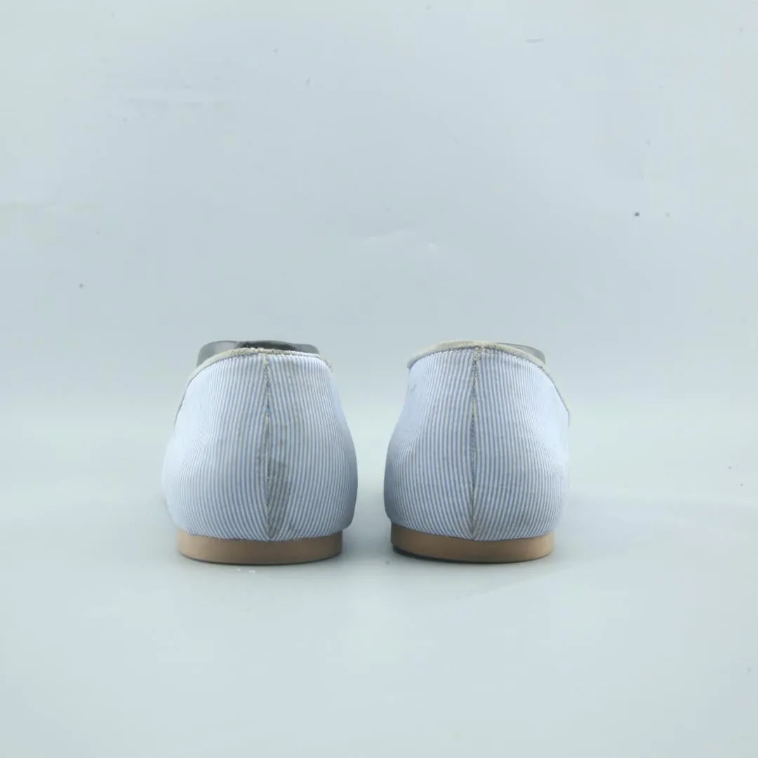 Casual Dress Tennis Shoes H AND M .