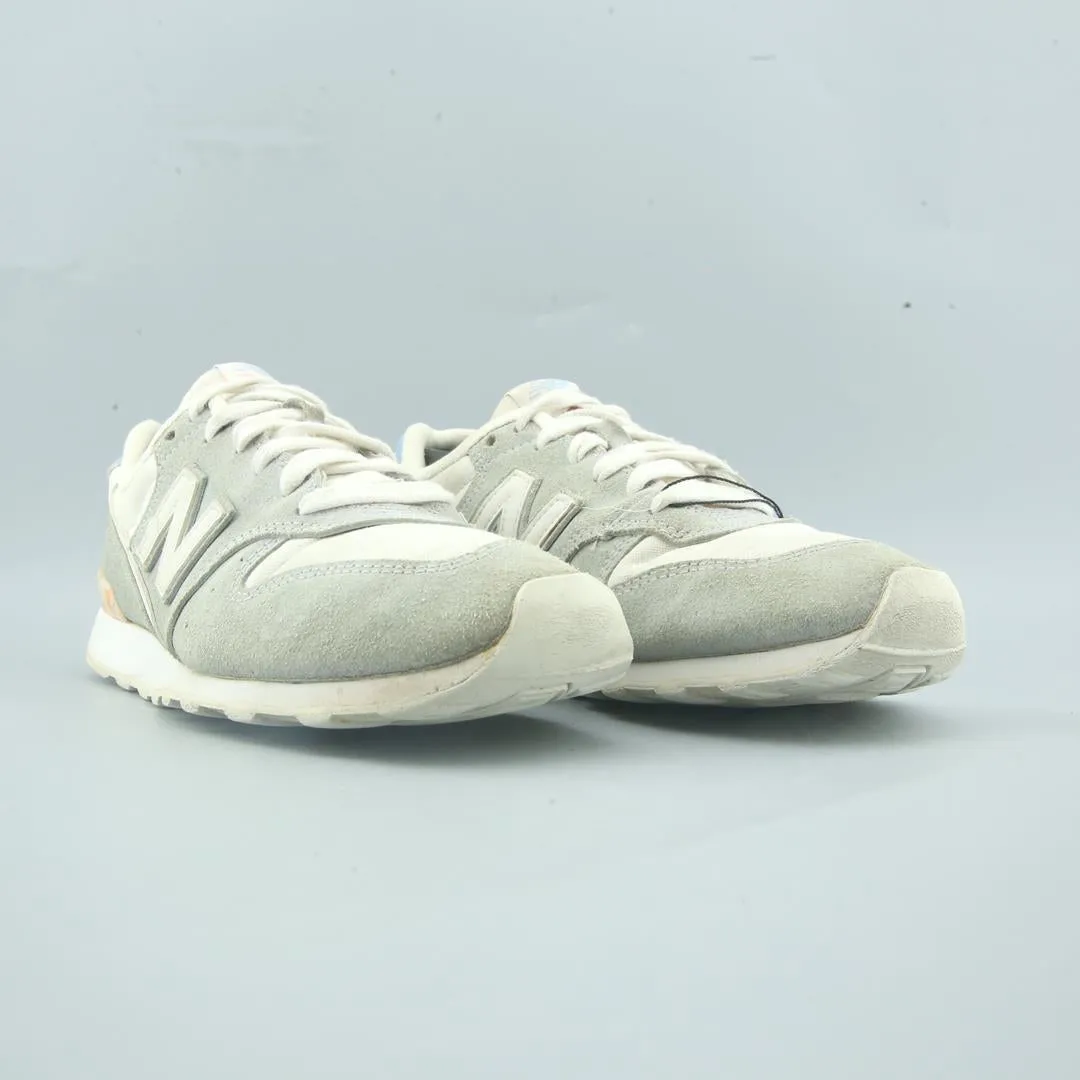 NEW BALANCE 696 Silent D Seena Sneakers