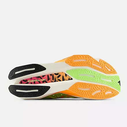 New Balance - Men's FuelCell SuperComp Elite v4