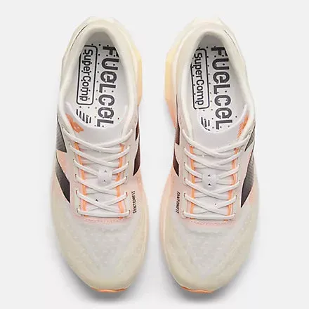 New Balance - Men's FuelCell SuperComp Elite v4 Women's Black 9060 New Balance