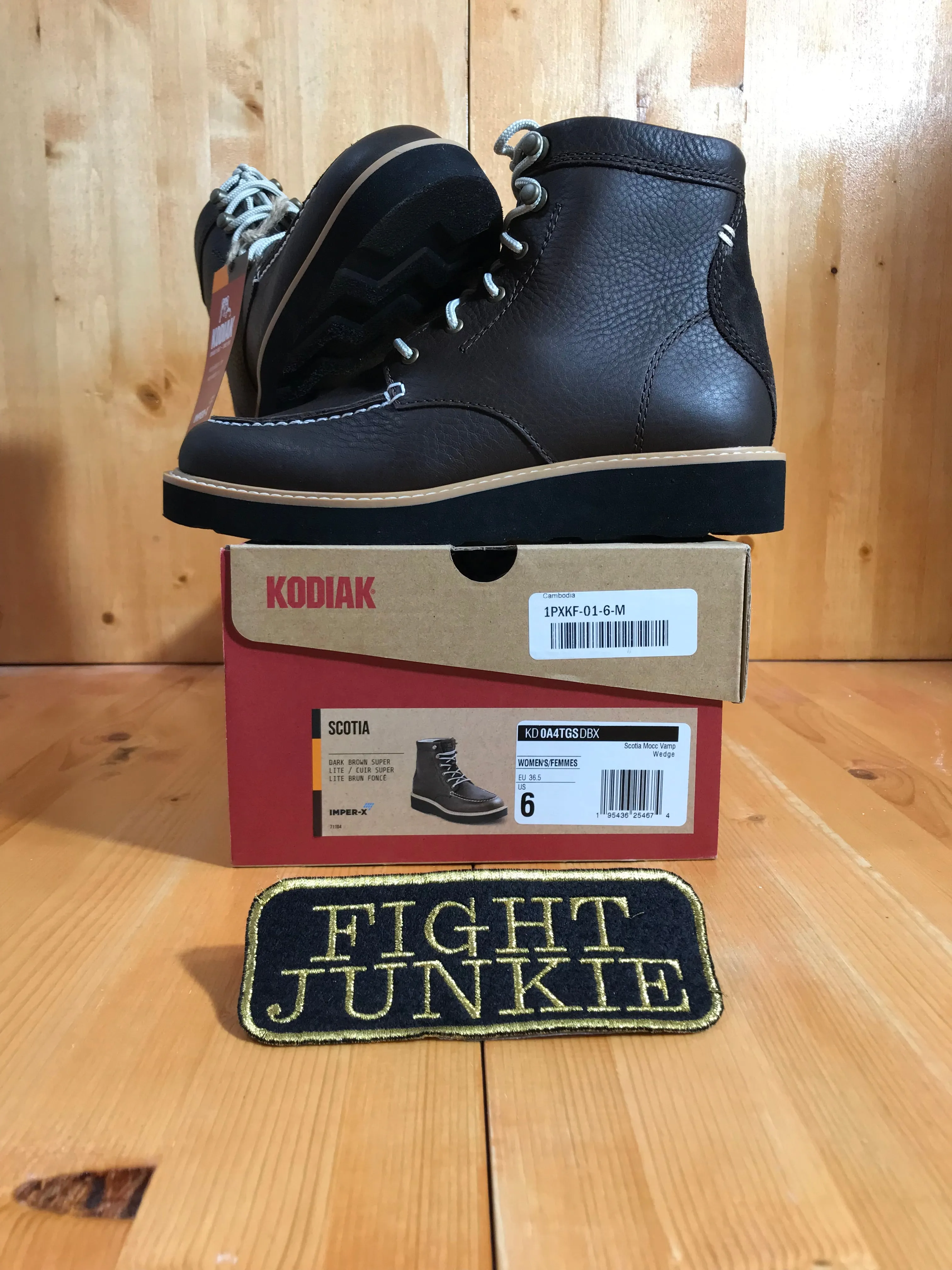 NEW! KODIAK SCOTIA MOCC VAMP WATER RESISTANT Women Size 6.5 &6.0 Leather Lace Up Wedge Boots Dark Brown Super  KD0A4TGSDBX Guess Rain Boots