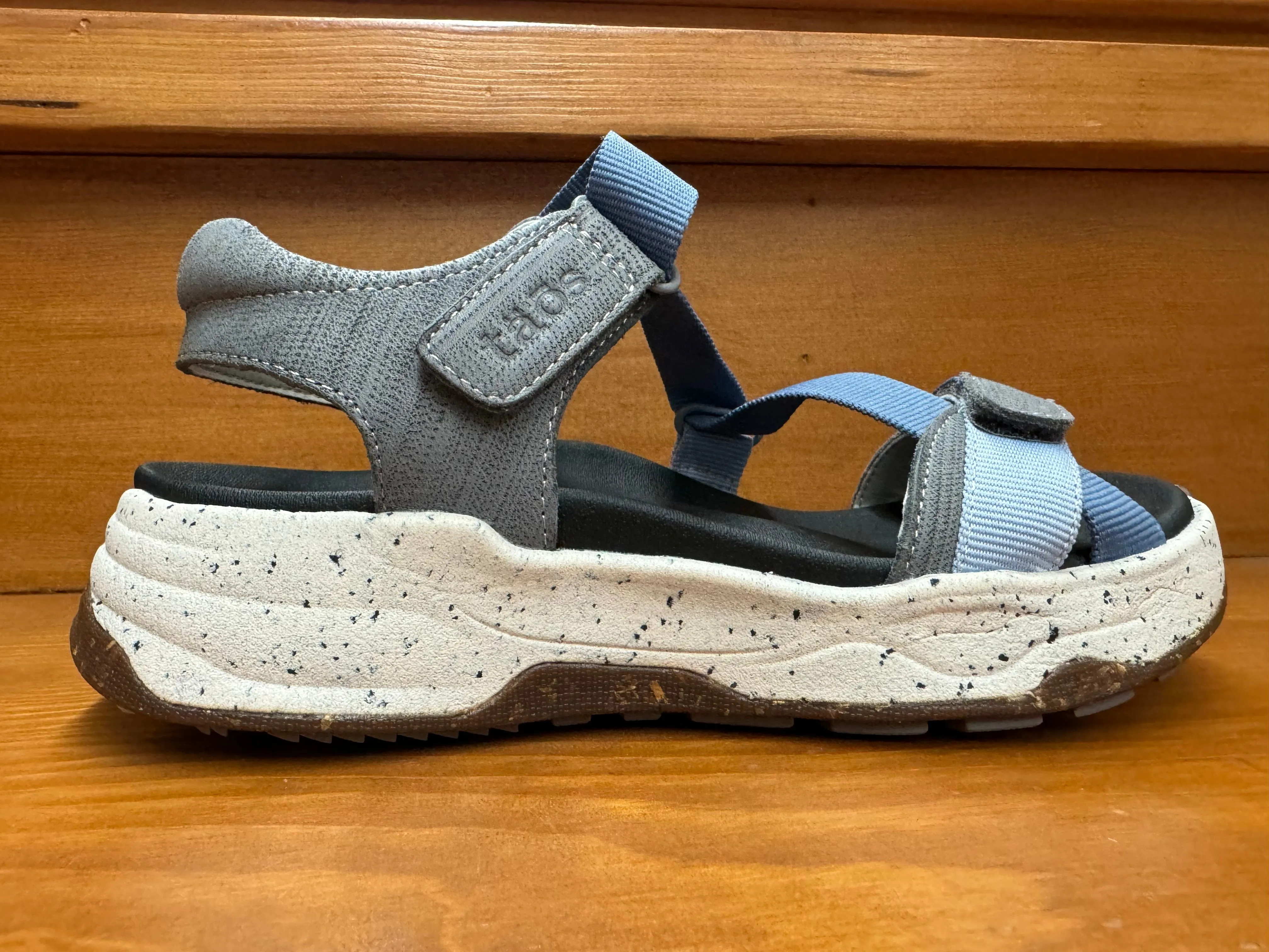 Taos Super Z Blue Multi Weekend Ease Outfit Friendly