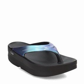 Women's Oofos, OOmega OOlala Luxe Sandal Light Step Quick Beach Trip